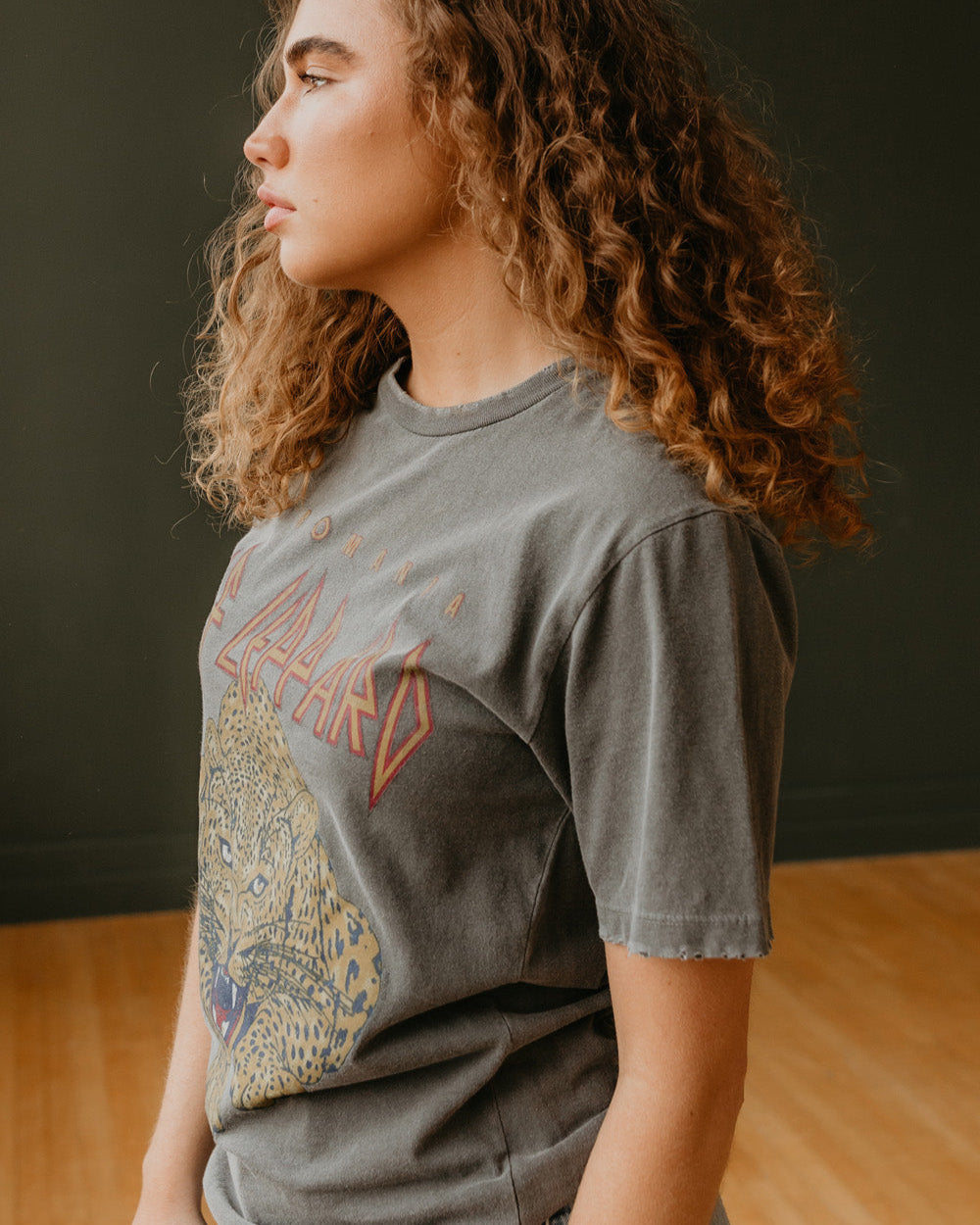 DEF LEPPARD - SUNKISSED BOYFRIEND T-SHIRT 5