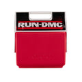 RUN DMC - ENFRIADOR PEQUEÑO PLAYMATE CON LOGO CLÁSICO 
