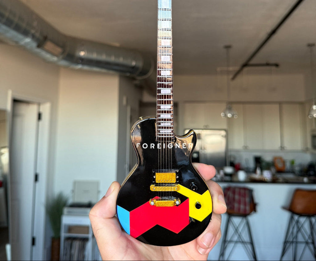 FOREIGNER - AGENT PROVOCATEUR - MINI GUITAR