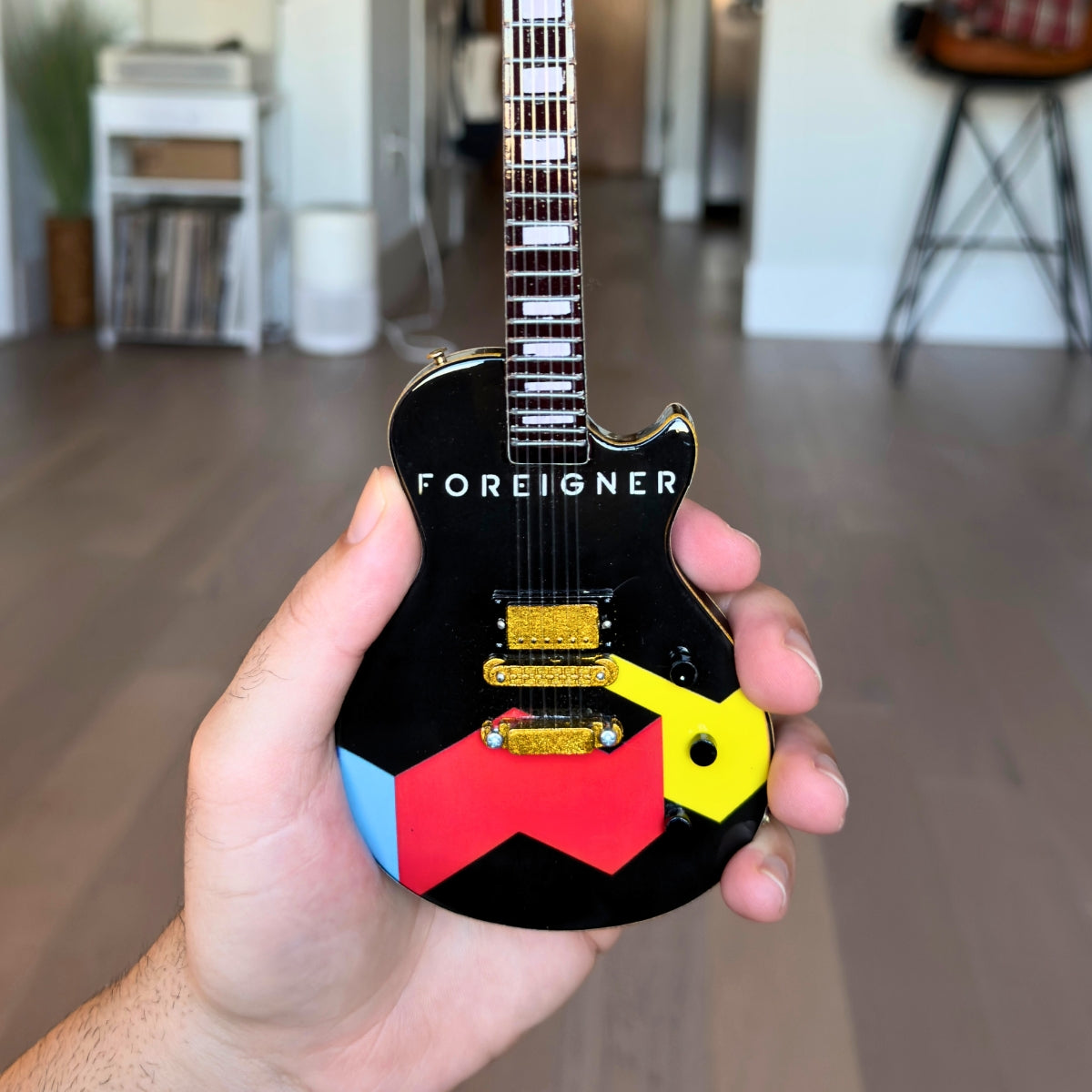 FOREIGNER - AGENT PROVOCATEUR - MINI GUITAR