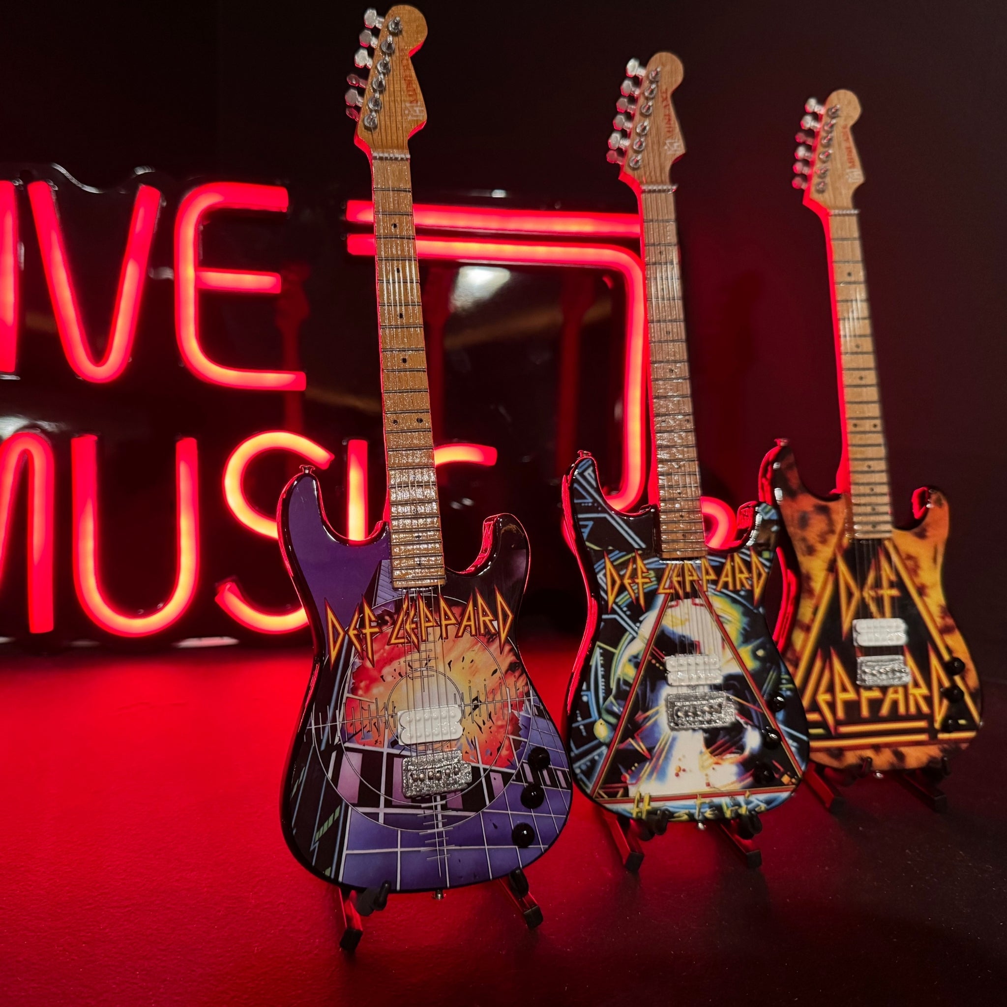 DEF LEPPARD - EP - MINI GUITAR