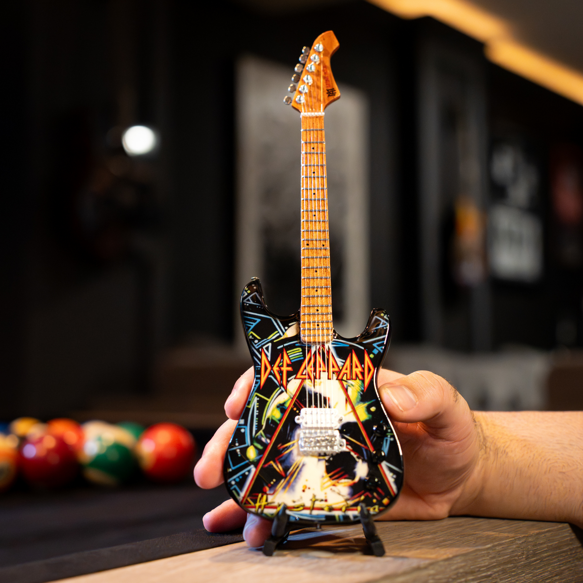DEF LEPPARD - HYSTERIA - MINI GUITAR