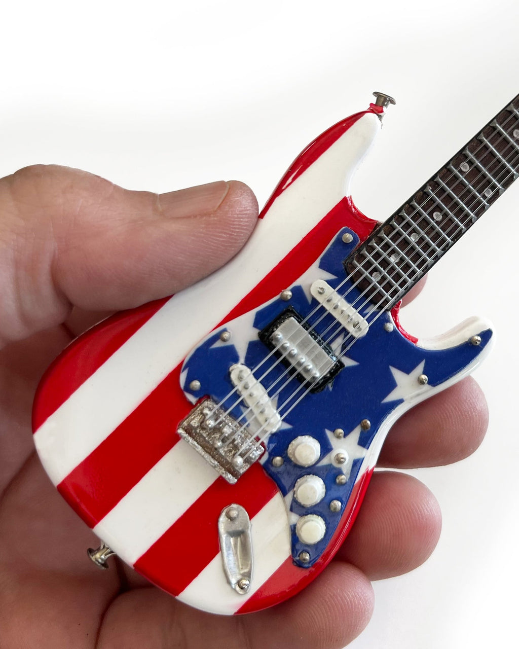 MC5 - WAYNE KRAMER - 6" FENDER® STRATOCASTER® STARS N' STRIPES USA FLAG - MINI GUITAR ORNAMENT