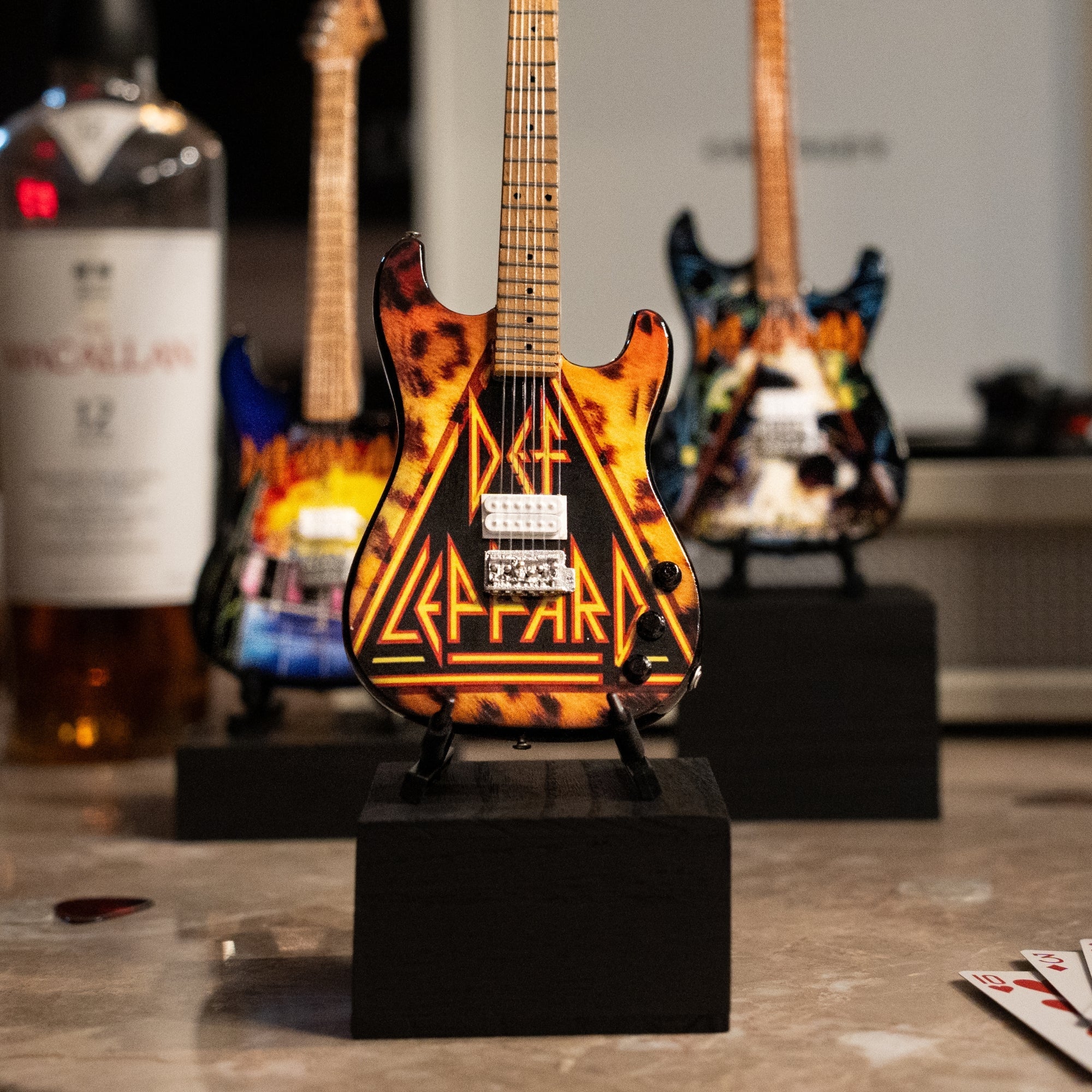 DEF LEPPARD - EP - MINI GUITAR