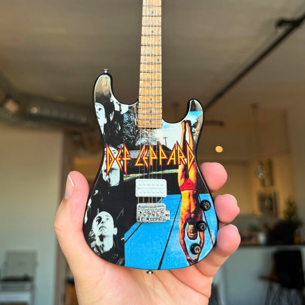 DEF LEPPARD - FULL SET OF 6 MINI GUITARS