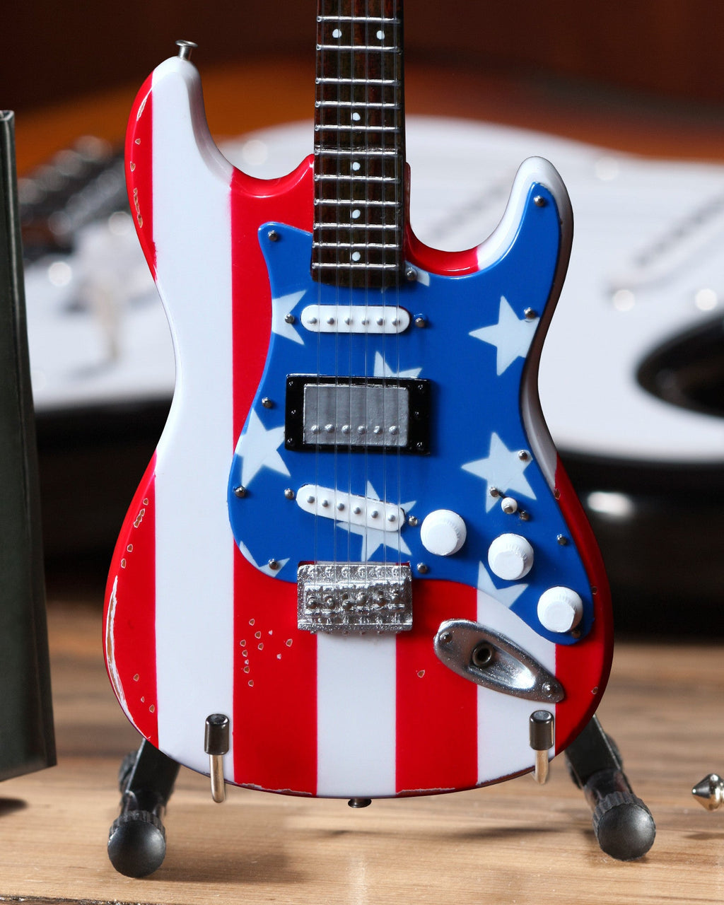 WAYNE KRAMER - FENDER™ STRAT™ MINI STARS N' STRIPES USA FLAG - MINI GUITAR