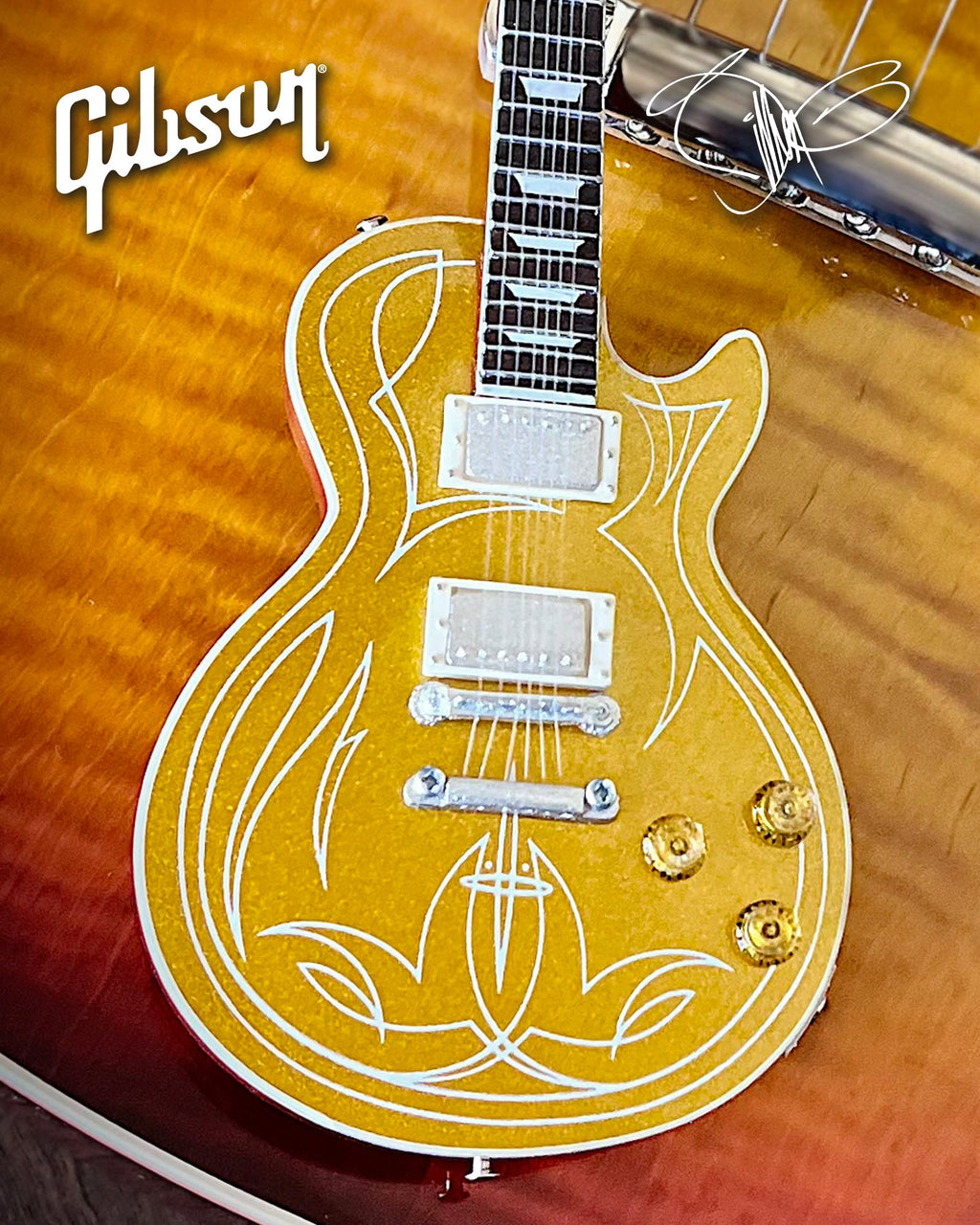 Mini guitarra Gibson Les Paul Goldtop "Pinstripe" de Billy F. Gibbons 