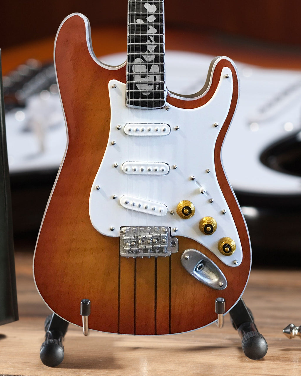 STEVIE RAY VAUGHAN - SIGNATURE HAMILTONE - MINI GUITAR