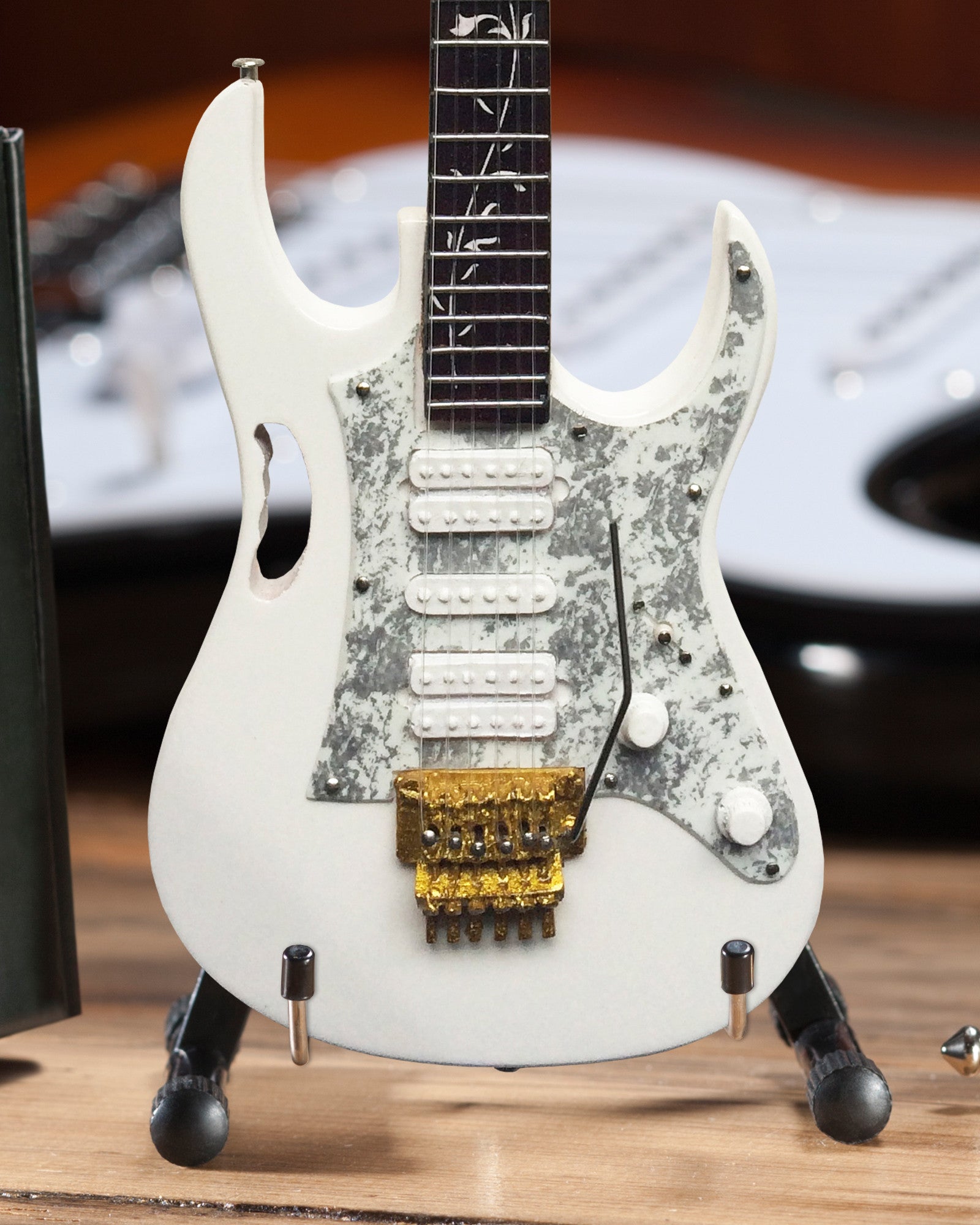 STEVE VAI - SIGNATURE WHITE JEM MINI GUITAR