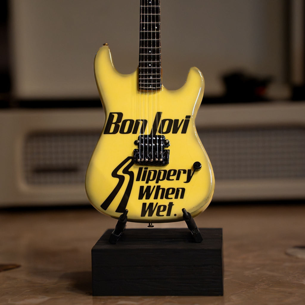 BON JOVI - SLIPPERY WHEN WET - MINI GUITAR