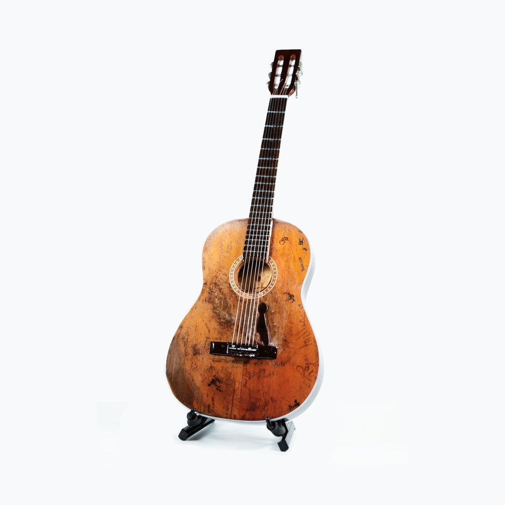 WILLIE NELSON - 10" TRIGGER - MINI GUITAR