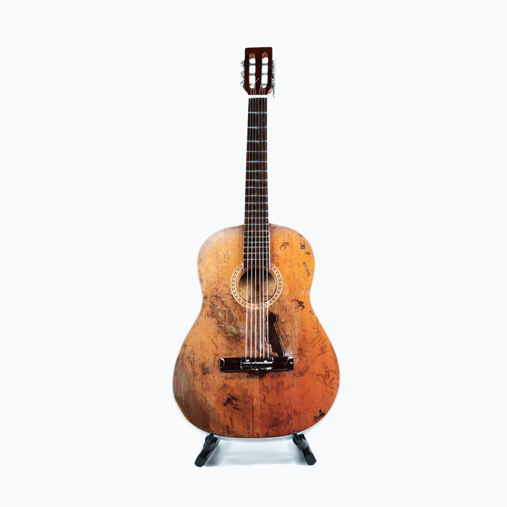 WILLIE NELSON - 10" TRIGGER - MINI GUITAR