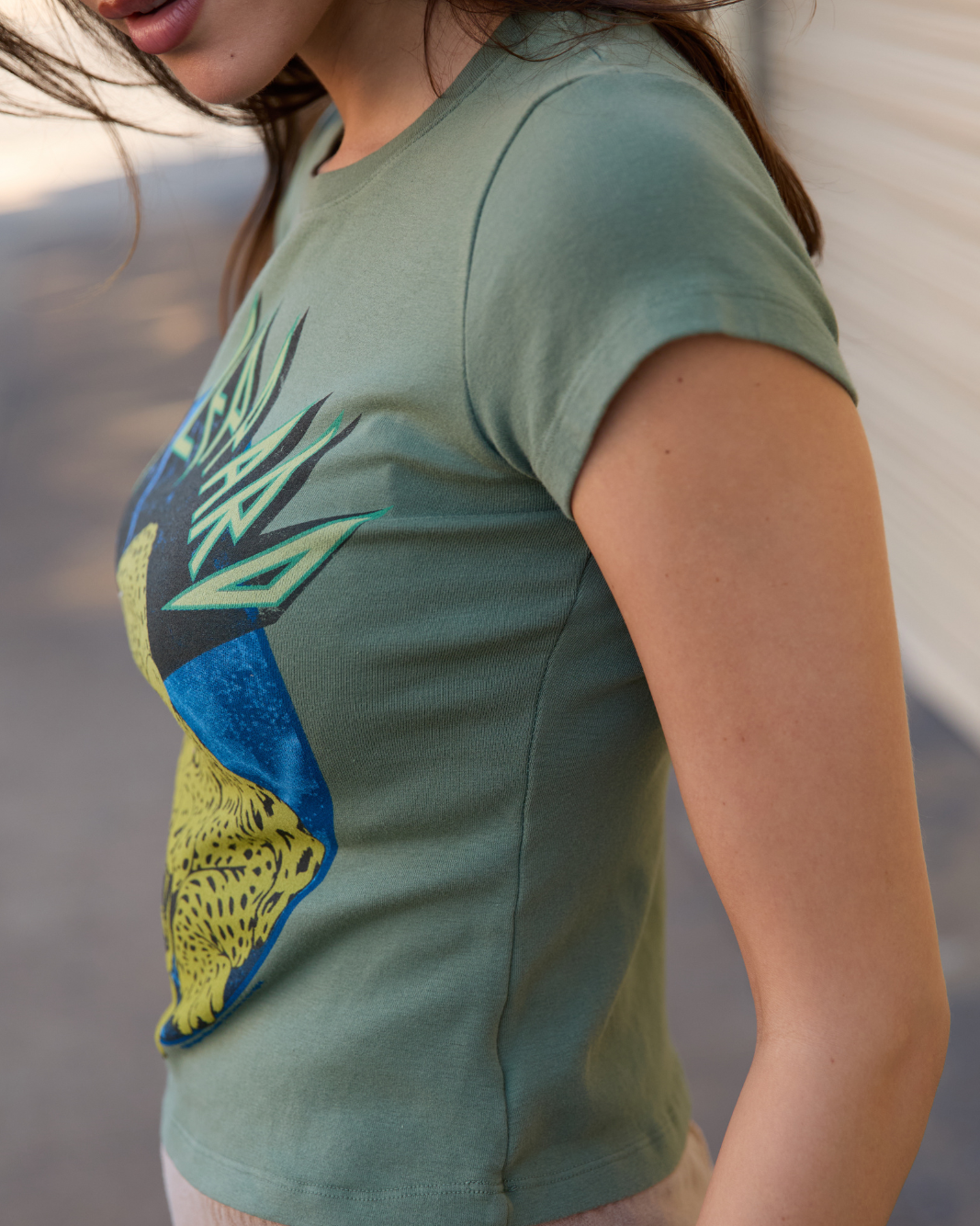 DEF LEPPARD - LOVE BITES CROPPED BABY TEE