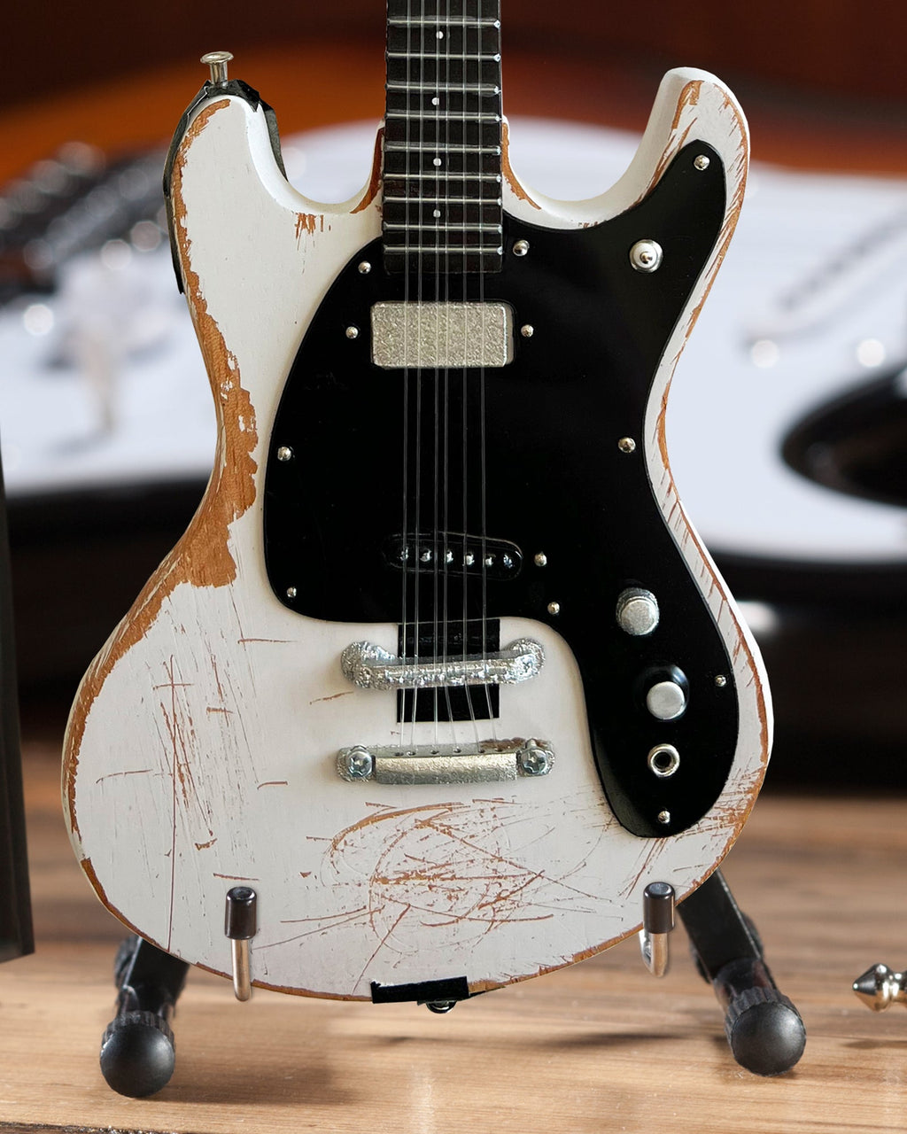 JOHNNY RAMONE - GUITARRA MINI DE LA FIRMA MOSRITE VENTURES 2 DE 1965
