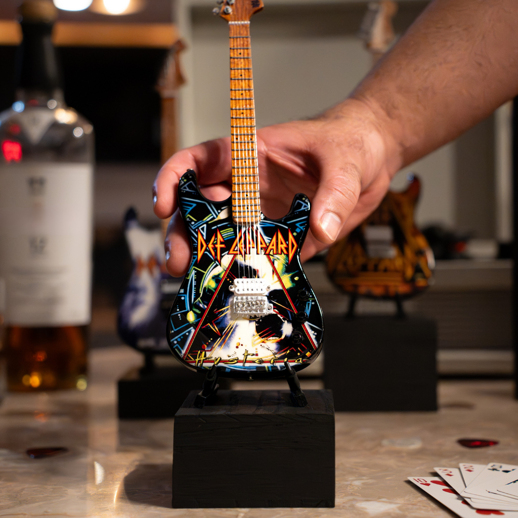 DEF LEPPARD - HYSTERIA - MINI GUITAR
