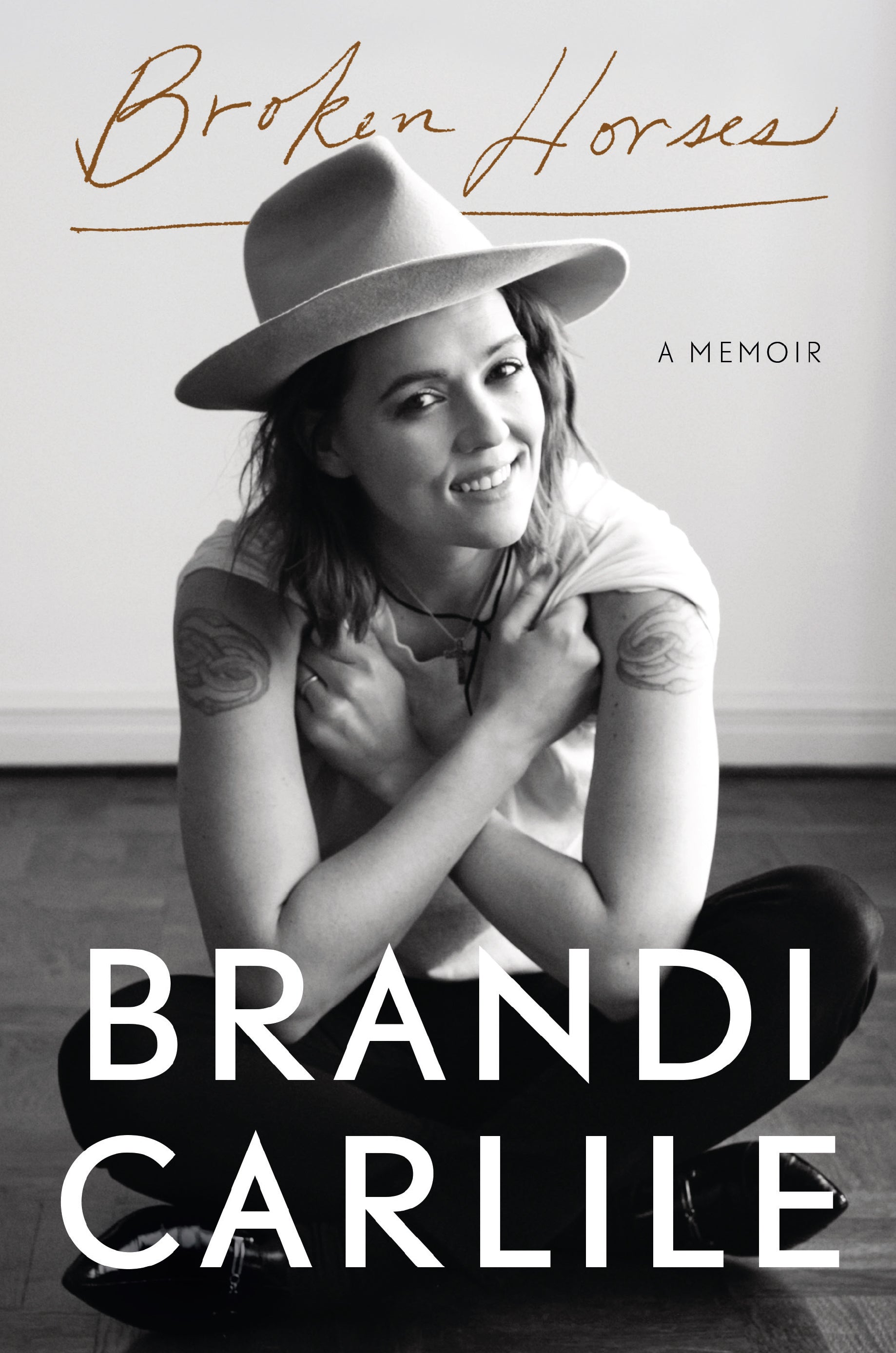 BRANDI CARLILE - BROKEN HORSES: A MEMOIR - PAPERBACK - BOOK