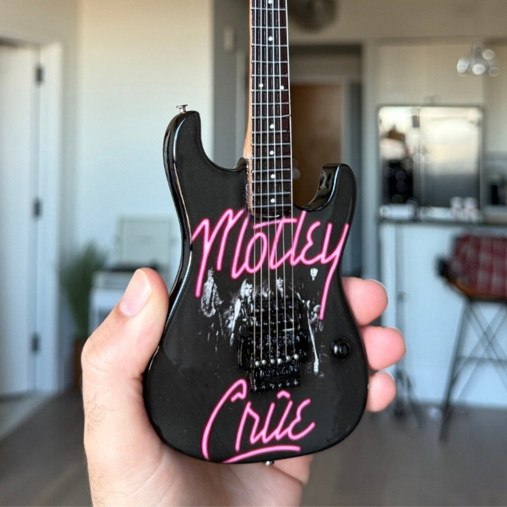 MOTLEY CRUE - SET OF 4 MINI GUITARS