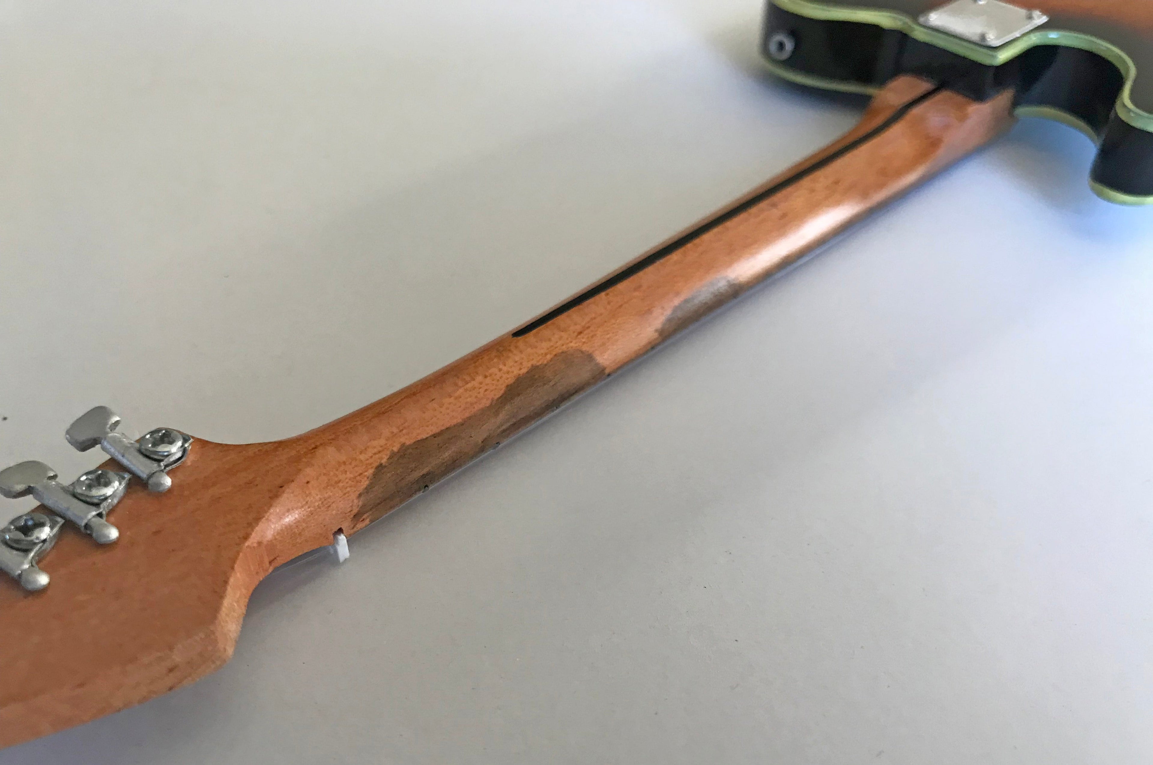 FENDER™ - TELECASTER® VINTAGE SUNBURST - MINI GUITAR