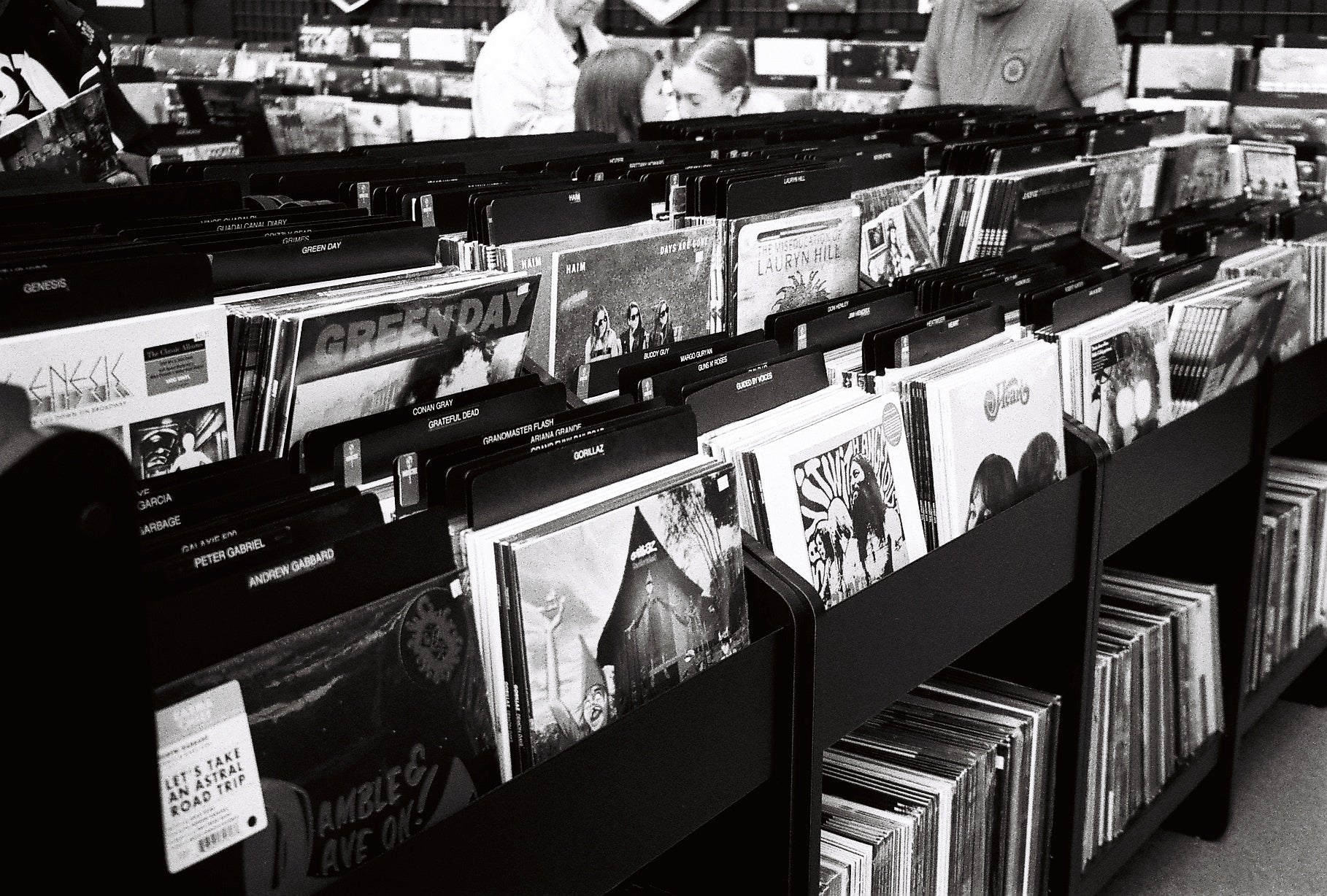 ミュージシャン 90's ROCK N ROLL HALL OF FAME MUSEUM TEE ミュージシャン 90's ROCK N ROLL HALL OF FAME MUSEUM TEE Rock