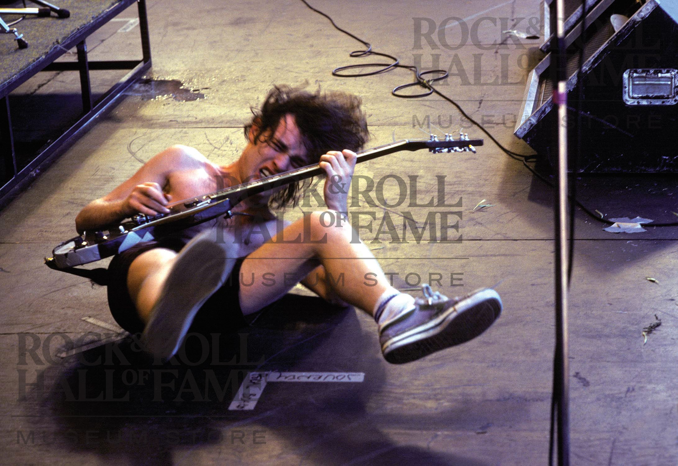 ANGUS YOUNG – OAKLAND COLISEUM - 1978