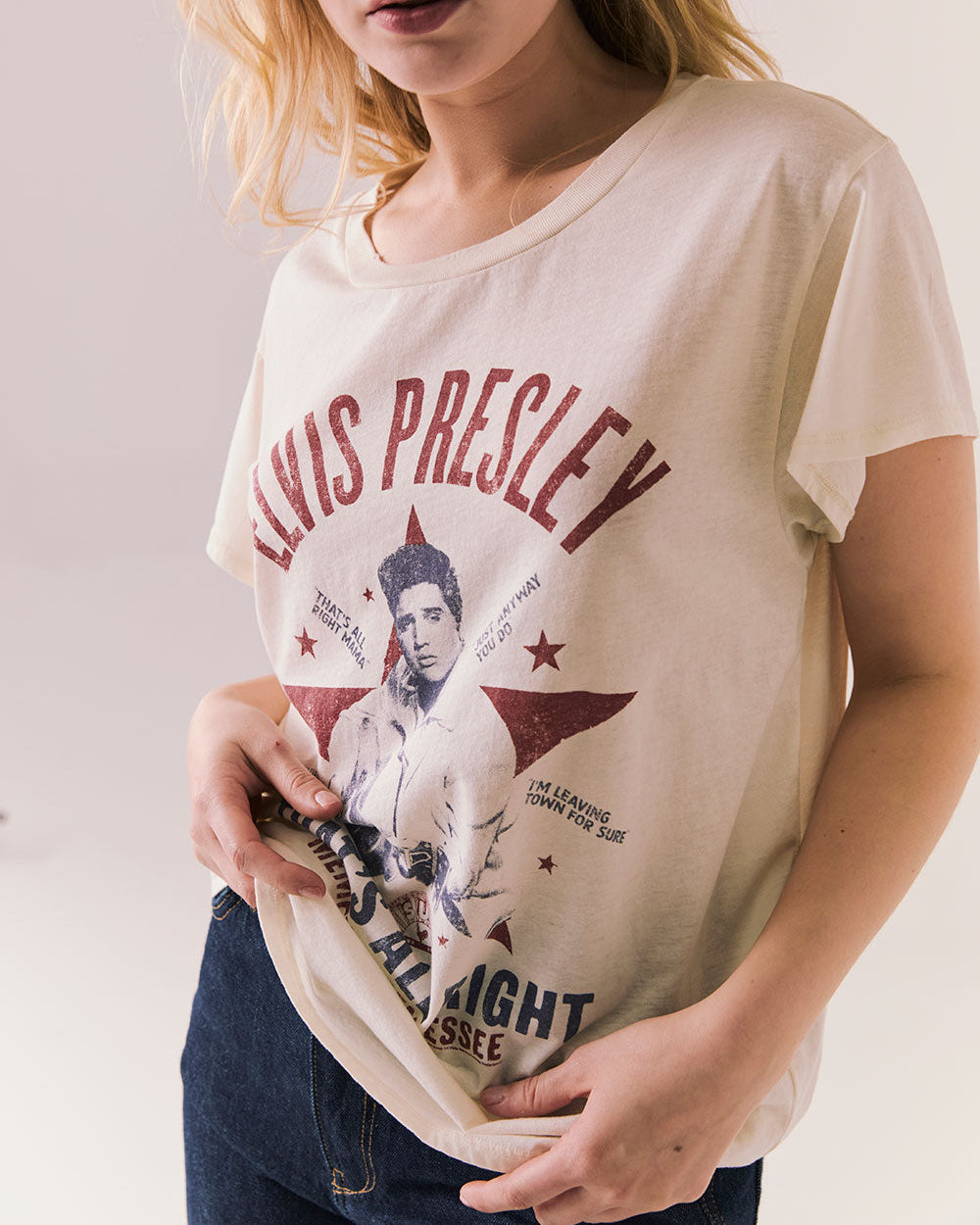 ELVIS x SUN RECORDS - THAT'S ALL RIGHT VINTAGE WHITE CROPPED TEE