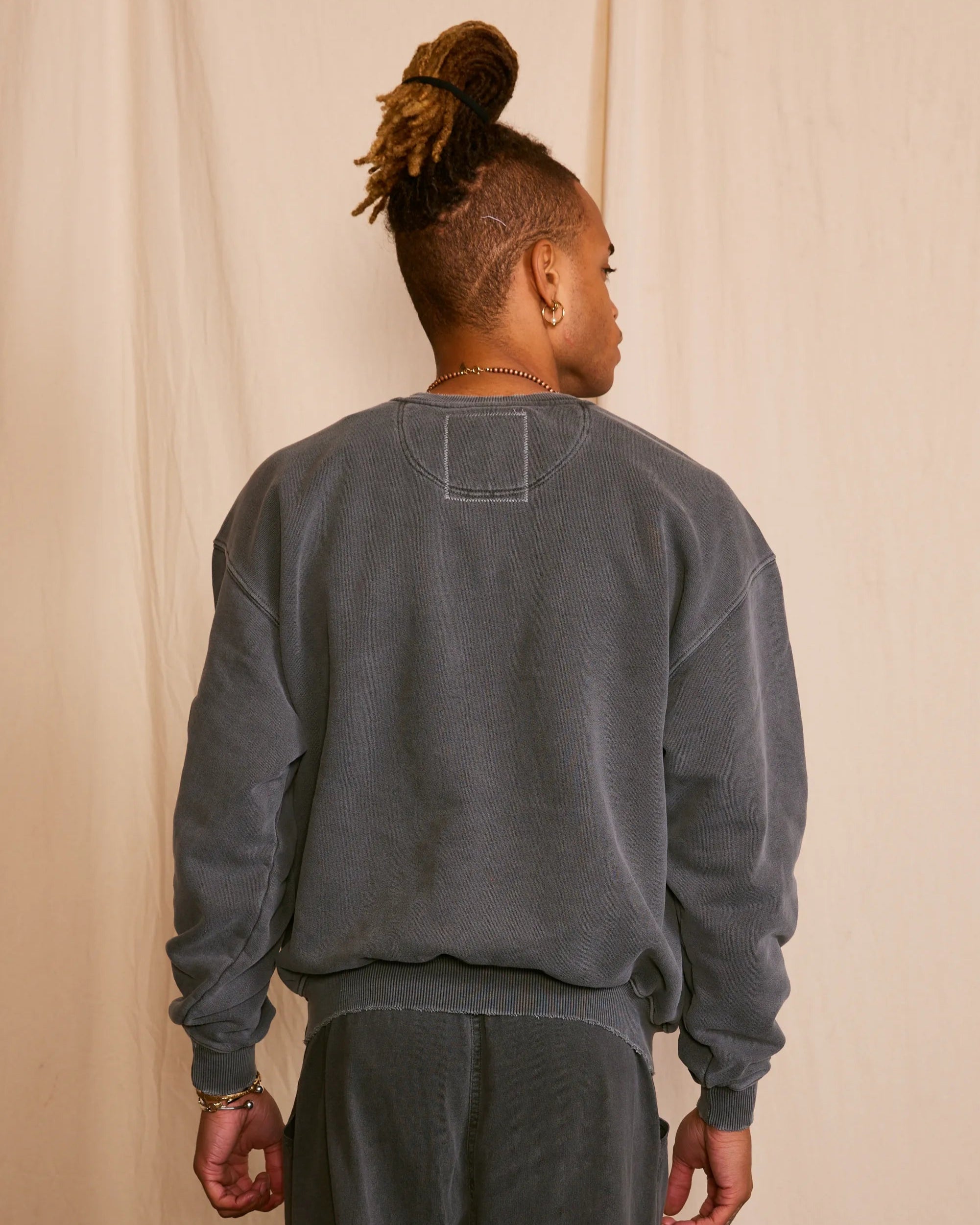 DEF LEPPARD - MEN'S UPCYCLED GOLDEN SWEATSHIRT