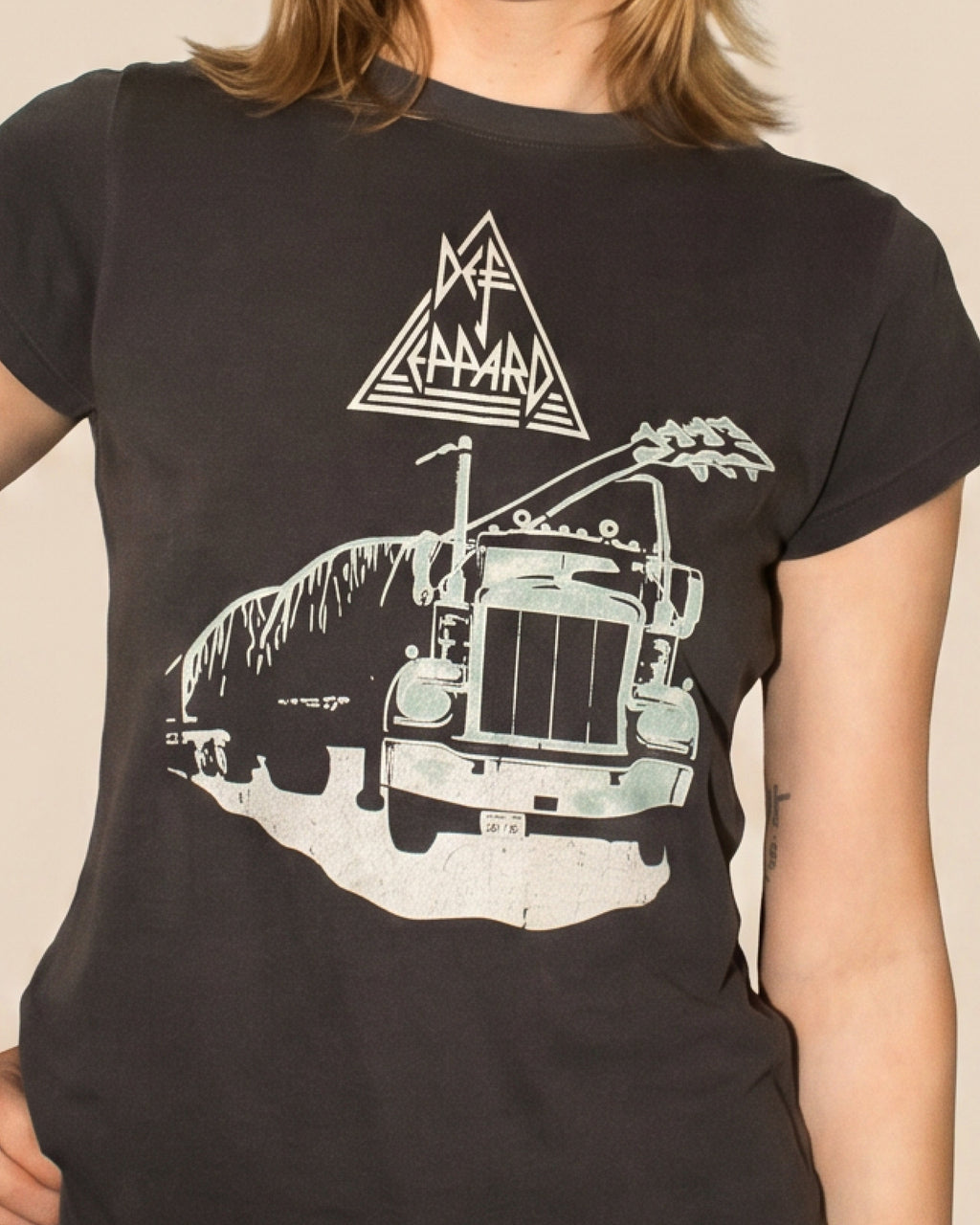 DEF LEPPARD - THROUGH THE NIGHT BABY TEE