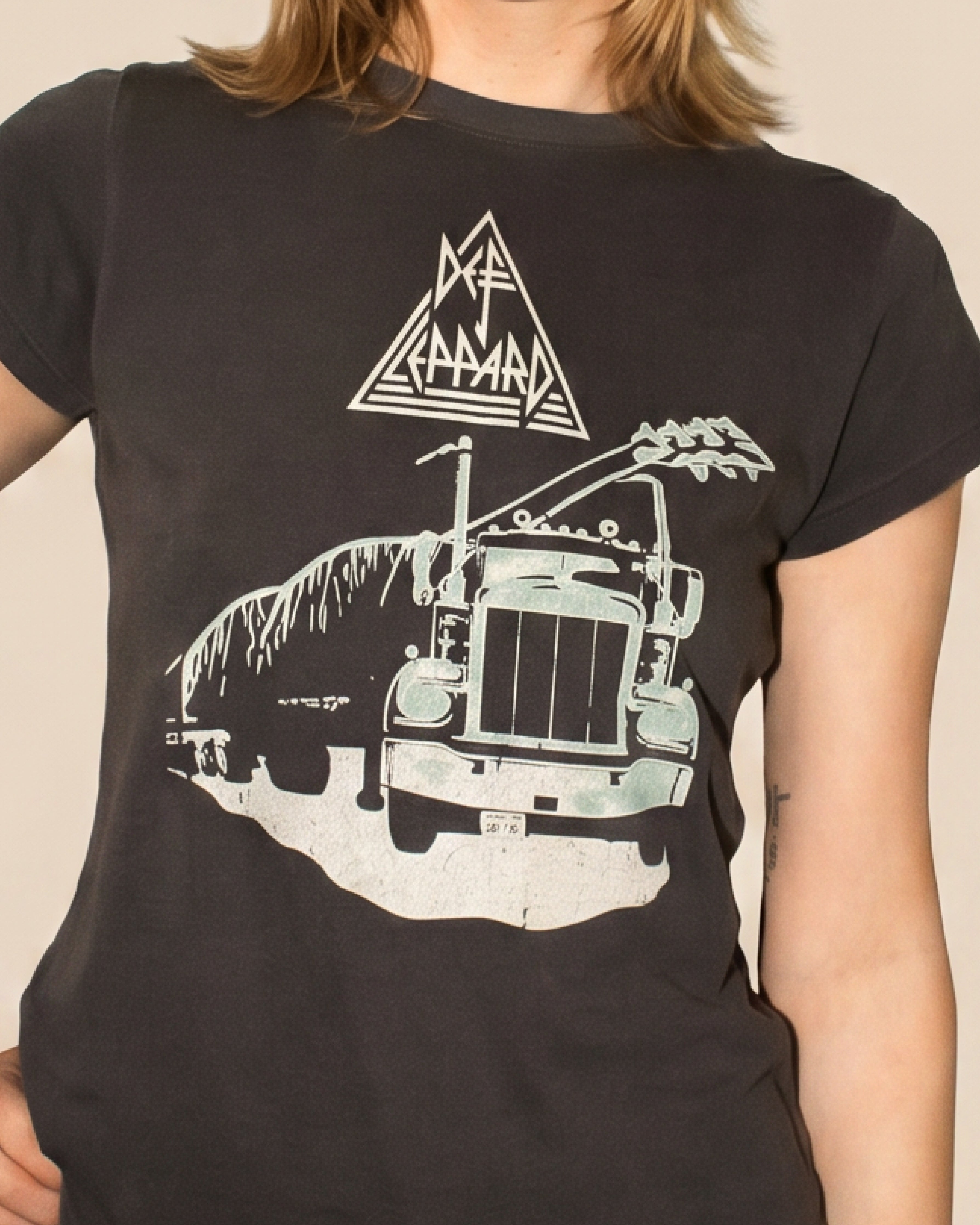 DEF LEPPARD - THROUGH THE NIGHT BABY TEE