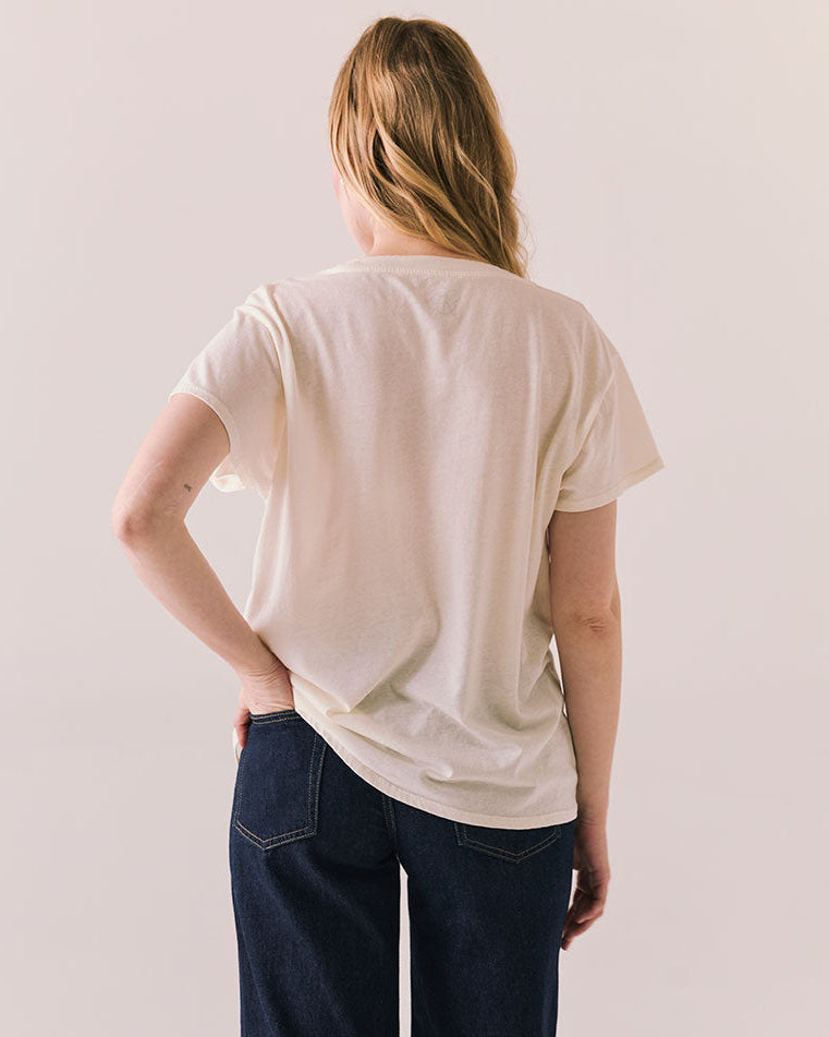 ELVIS. x SUN RECORDS - THAT'S ALL RIGHT VINTAGE WHITE CROPPED TEE