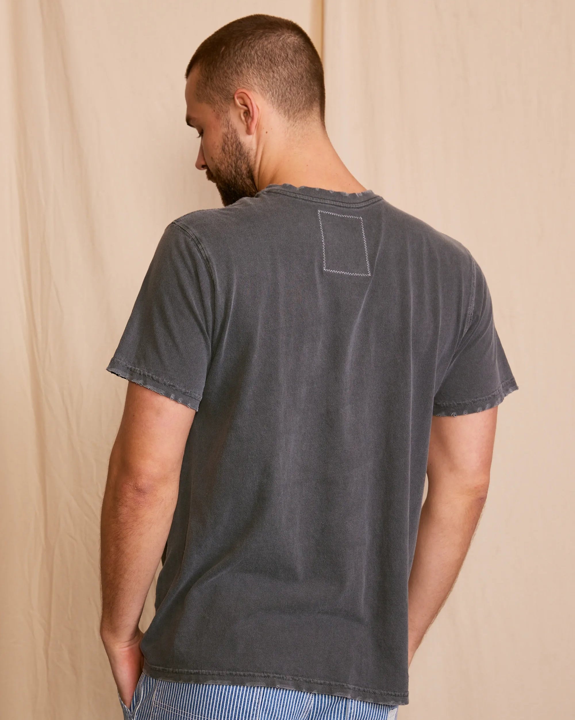 GUNS N' ROSES - LOS ANGELES TOP HAT SKULL UNISEX T-SHIRT