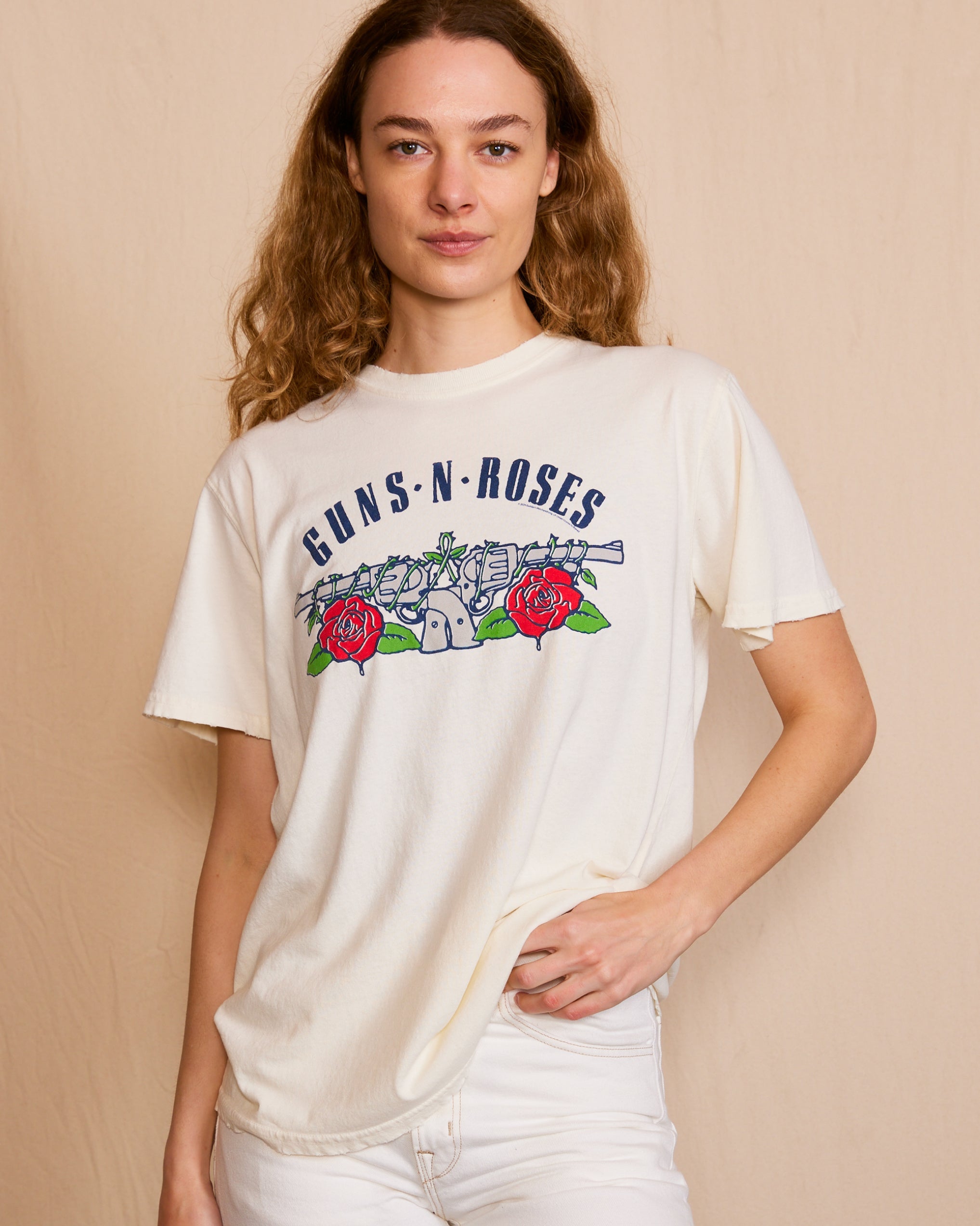 GUNS N' ROSES - PISTOLS T-SHIRT 1