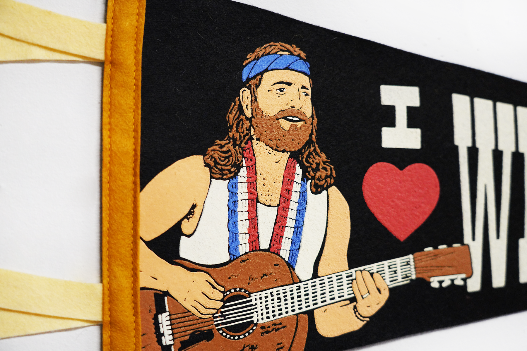 WILLIE NELSON x OXFORD PENNANT - I HEART WILLIE PENNANT