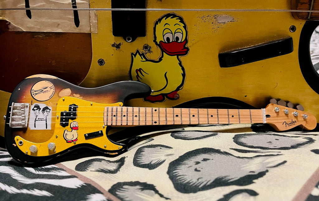 DUCK DUNN ORIGINAL 1959 FENDER™ PRECISION BASS™ DUCK BASS - MINI GUITAR