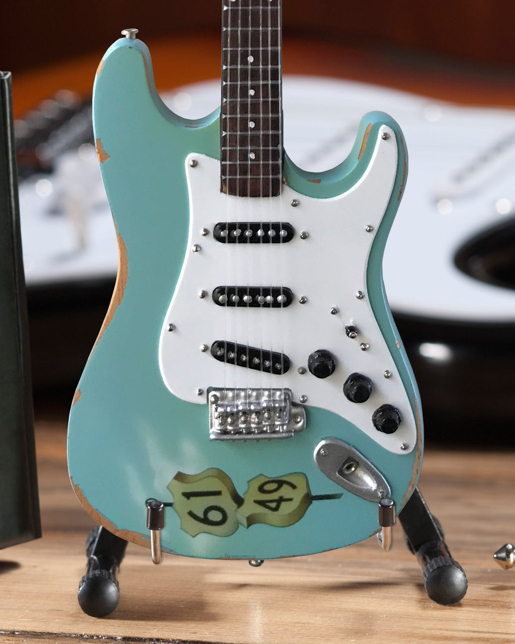 KENNY WAYNE - FENDER™ STRAT™ CROSSROADS BLUE - MINI GUITAR 3