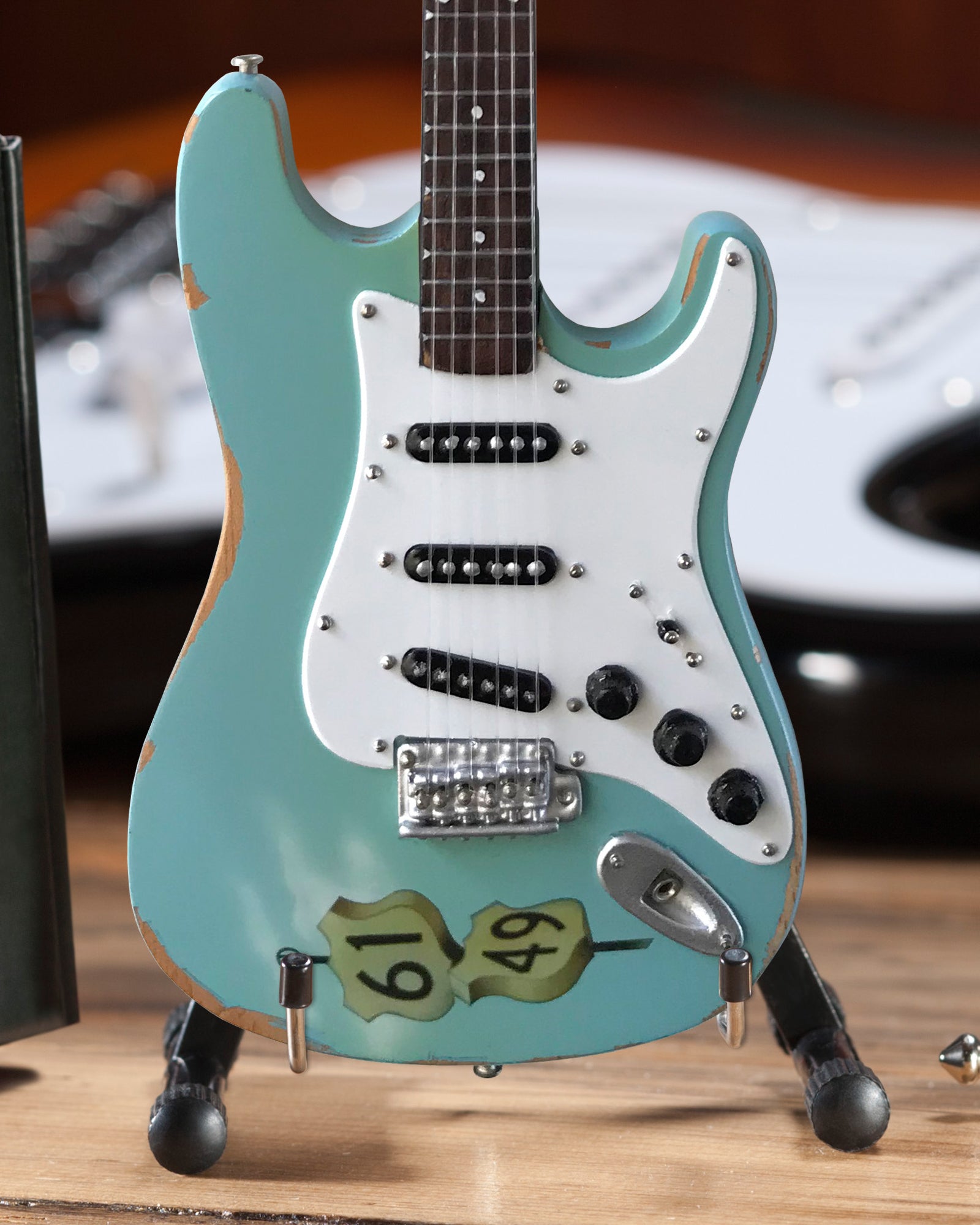 KENNY WAYNE - FENDER™ STRAT™ CROSSROADS BLUE - MINI GUITAR 3