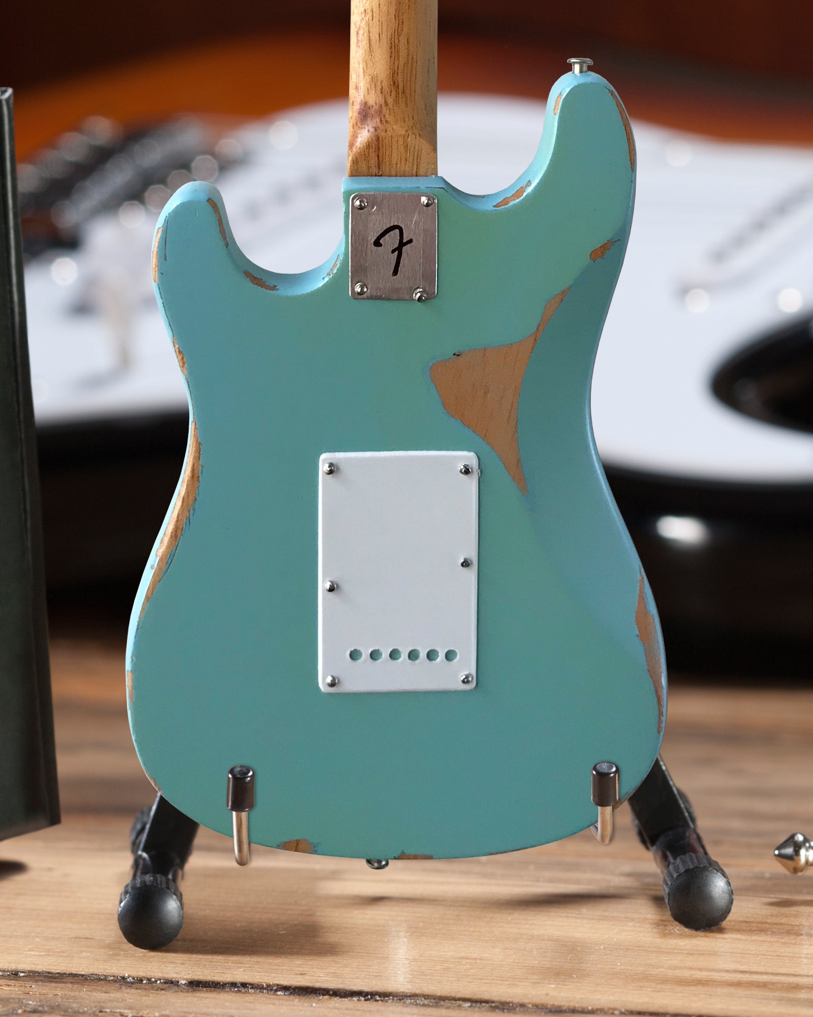 KENNY WAYNE - FENDER™ STRAT™ CROSSROADS BLUE - MINI GUITAR 5