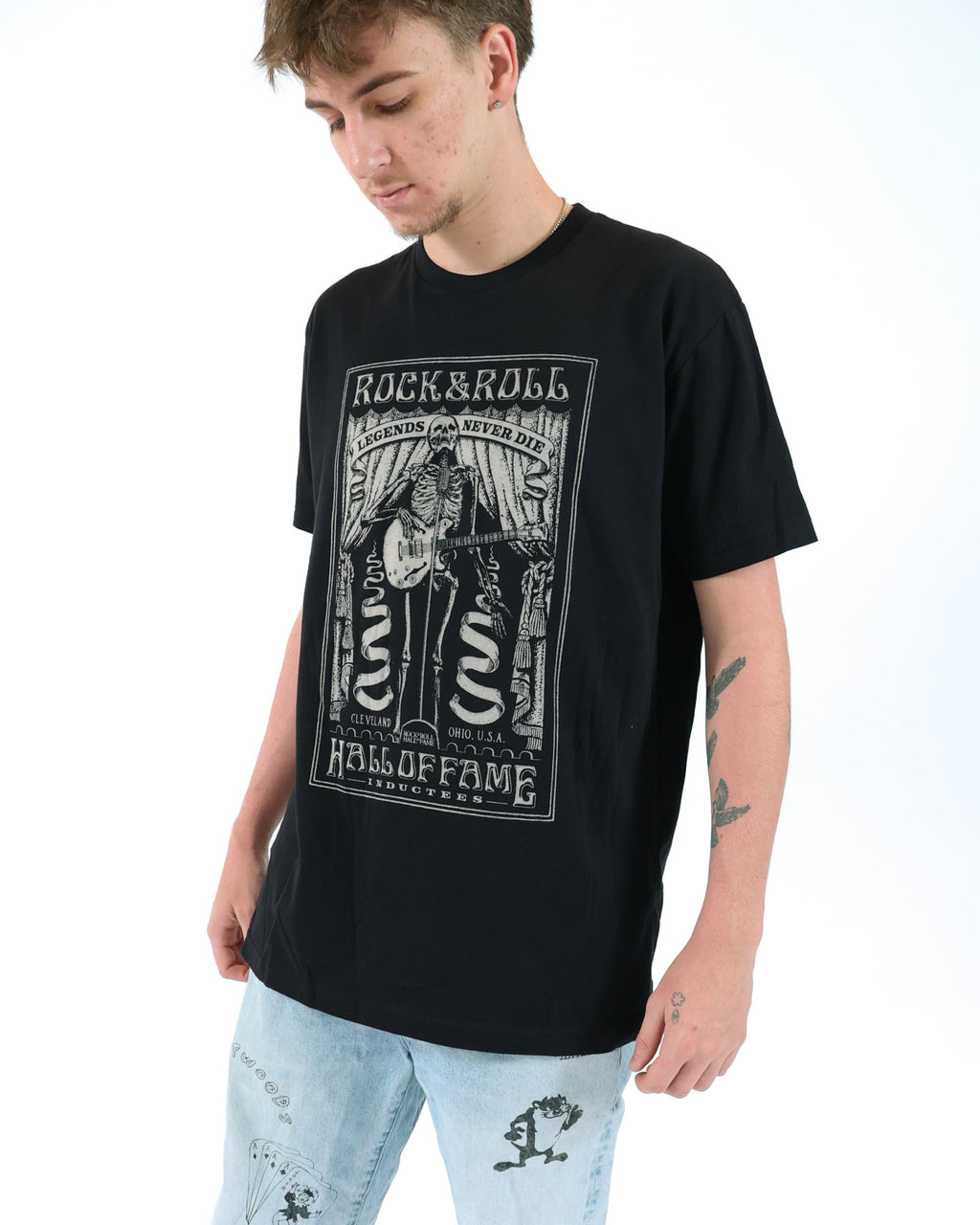 LEGENDS NEVER DIE T-SHIRT