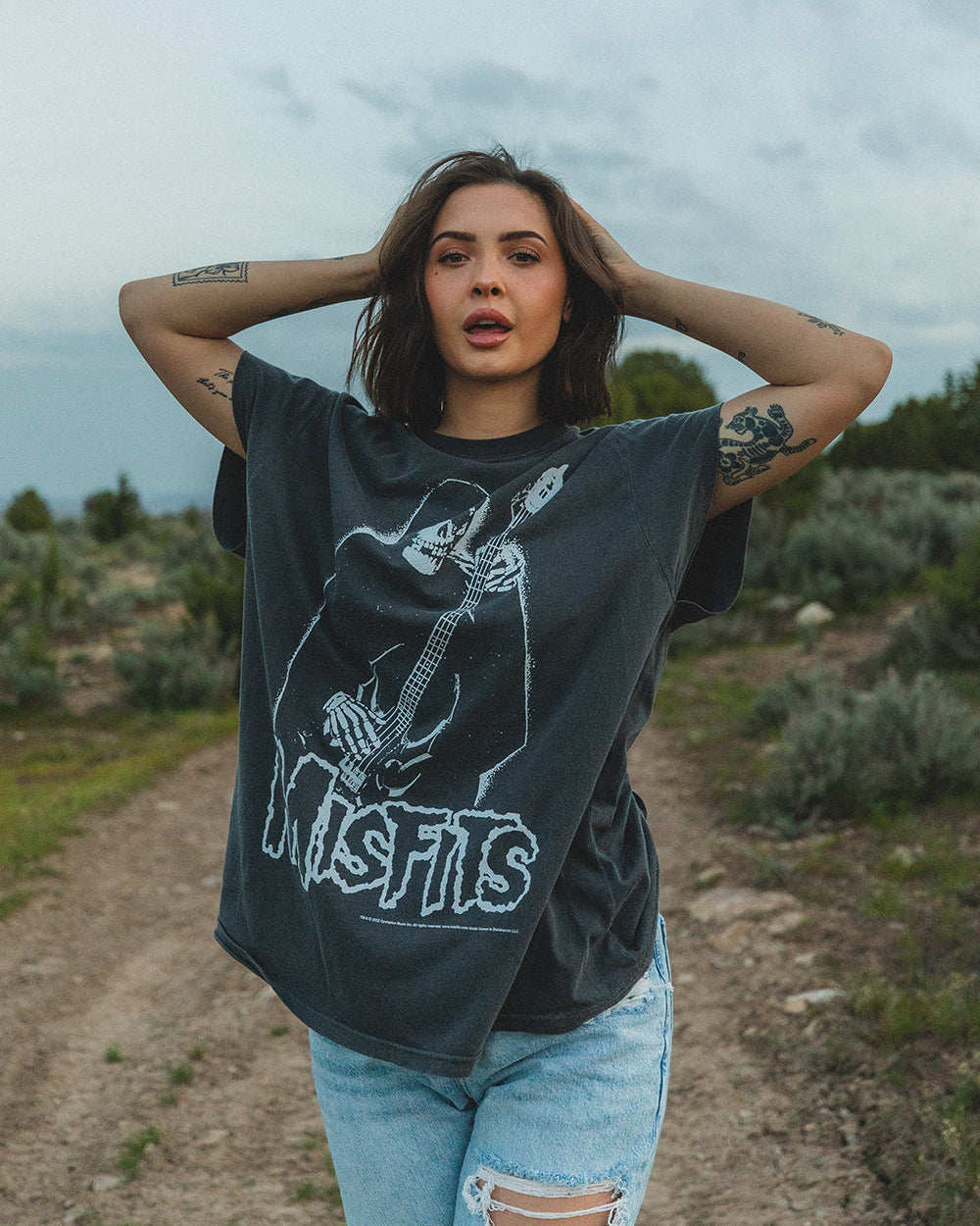 MISFITS - BASS FIEND T-SHIRT 6