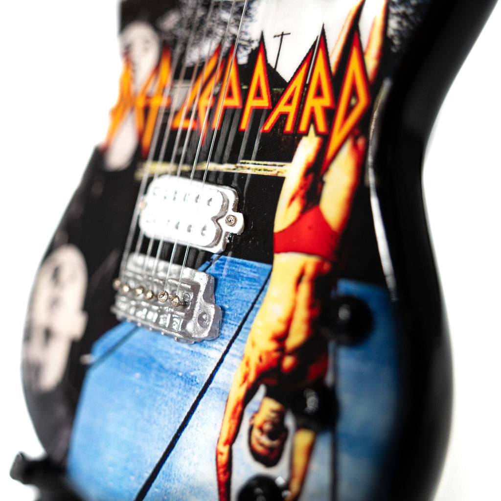DEF LEPPARD - HIGH 'N' DRY - MINI GUITAR