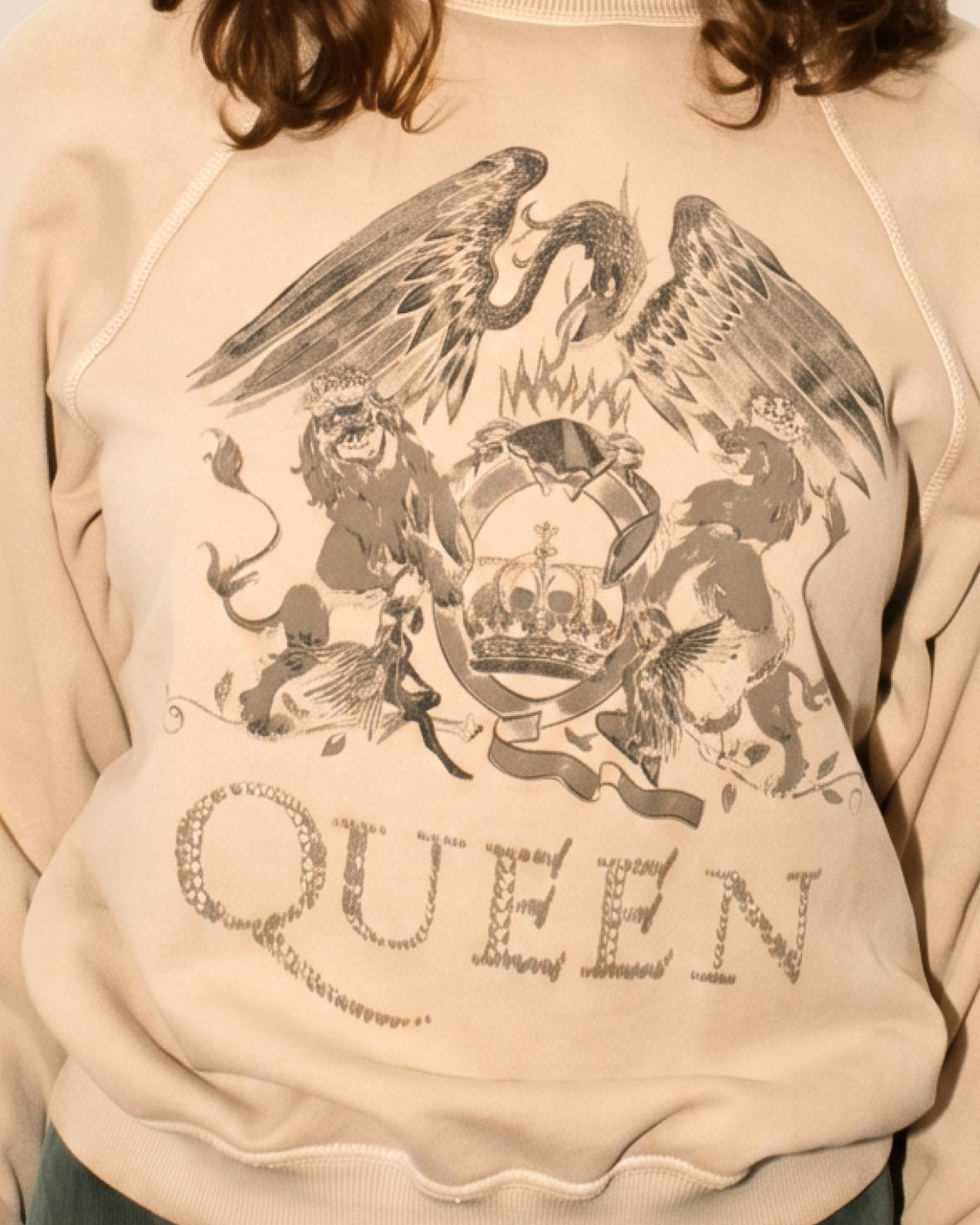 QUEEN - CREST PULLOVER