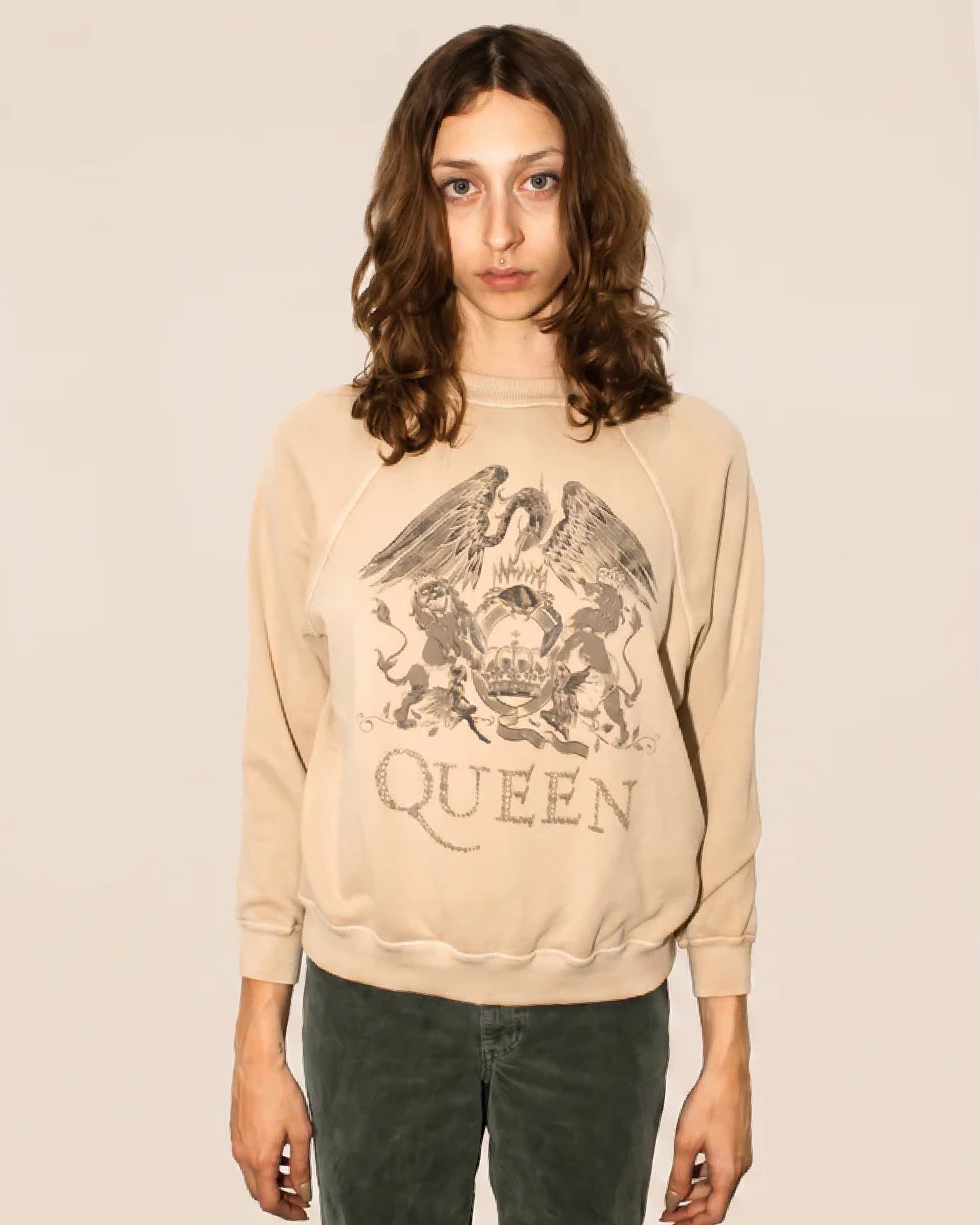 QUEEN - CREST PULLOVER