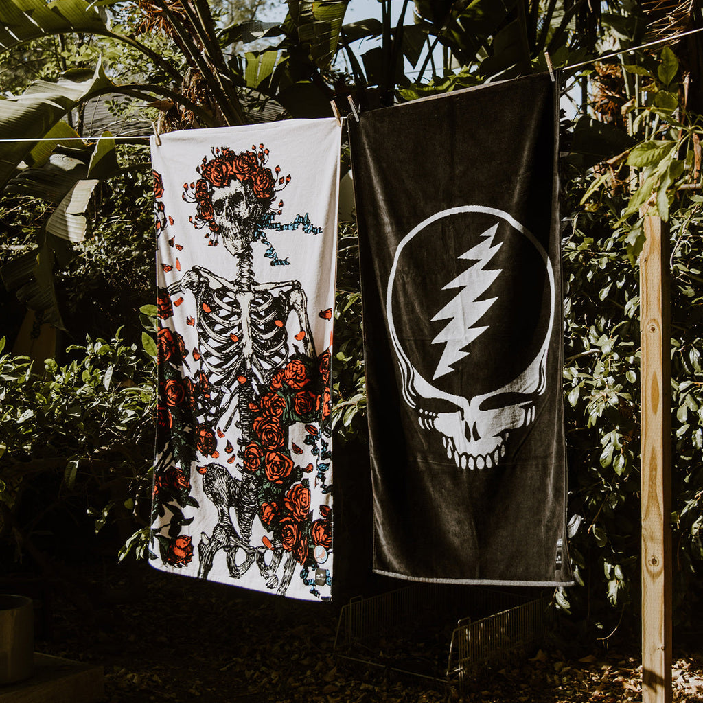 GRATEFUL DEAD x SLOWTIDE - GRATEFUL SHRED PREMIUM WOVEN TOWEL