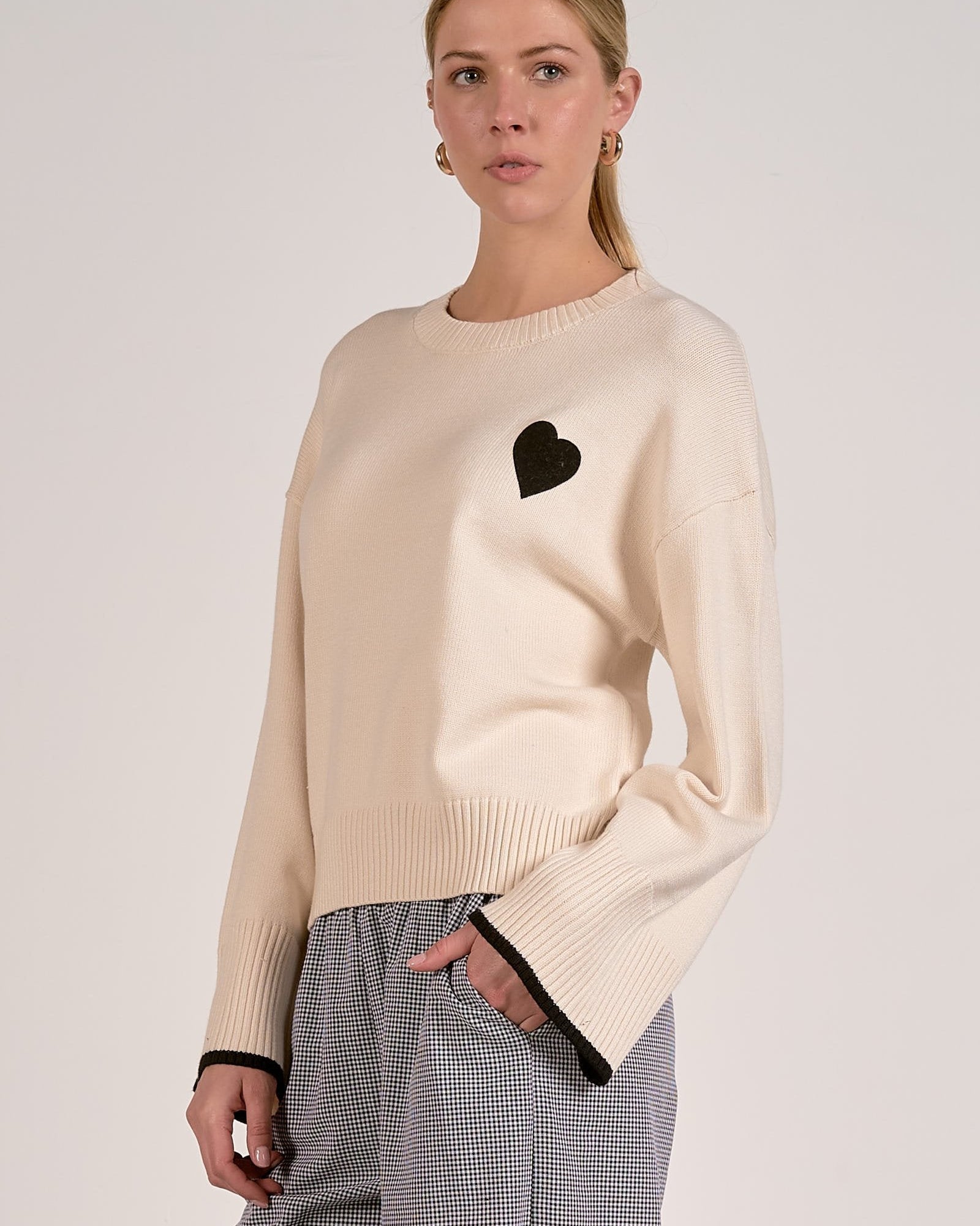 HEART SWEATER BY ELAN