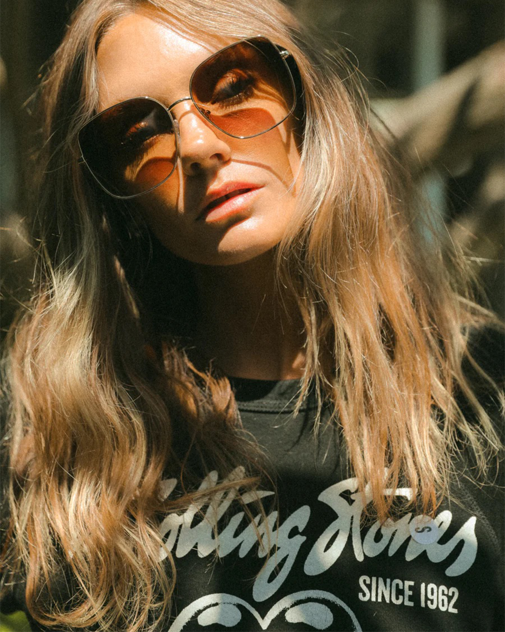 THE ROLLING STONES - BLACK RAGLAN T-SHIRT