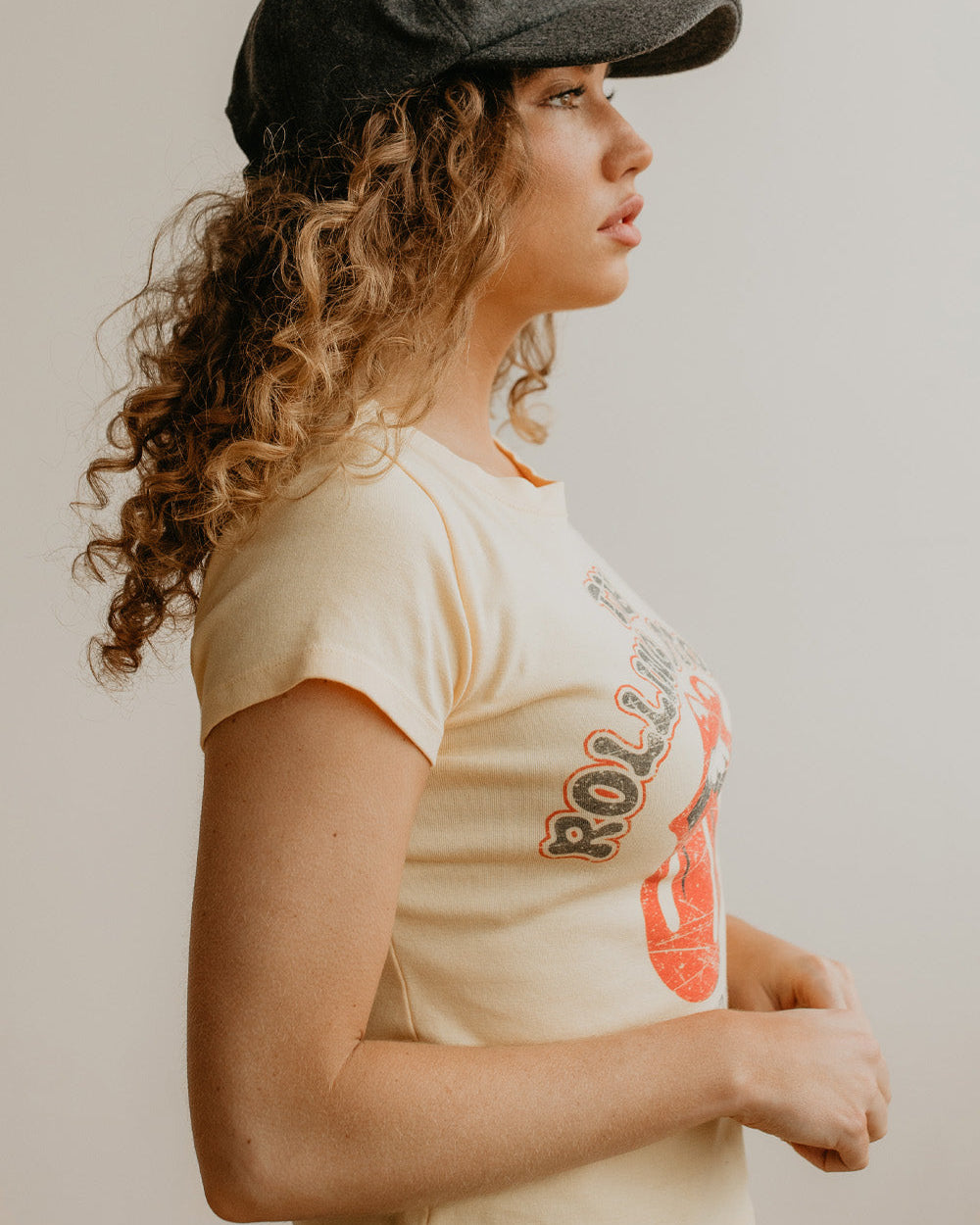 THE ROLLING STONES - PASTEL YELLOW 1975 T-SHIRT