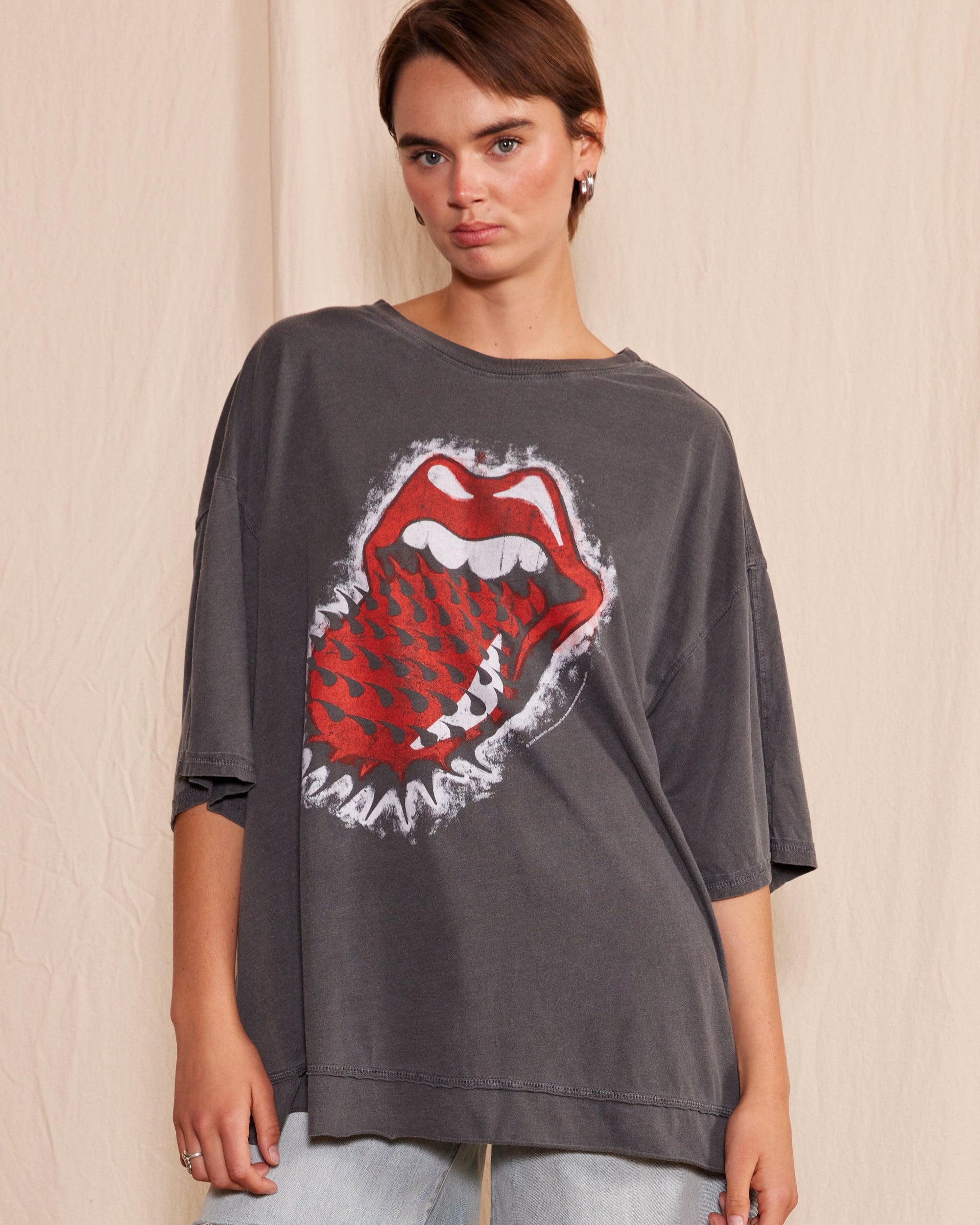 THE ROLLING STONES - THRU & THRU OVERSIZED T-SHIRT 1