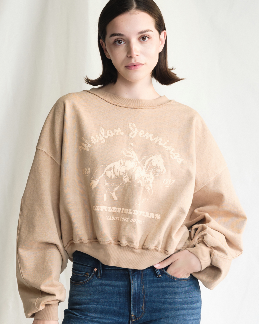 WAYLON JENNINGS - HOMETOWN SWEATSHIRT