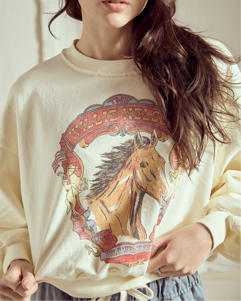 WILLIE NELSON- WILD WEST CROPPED SWEATSHIRT