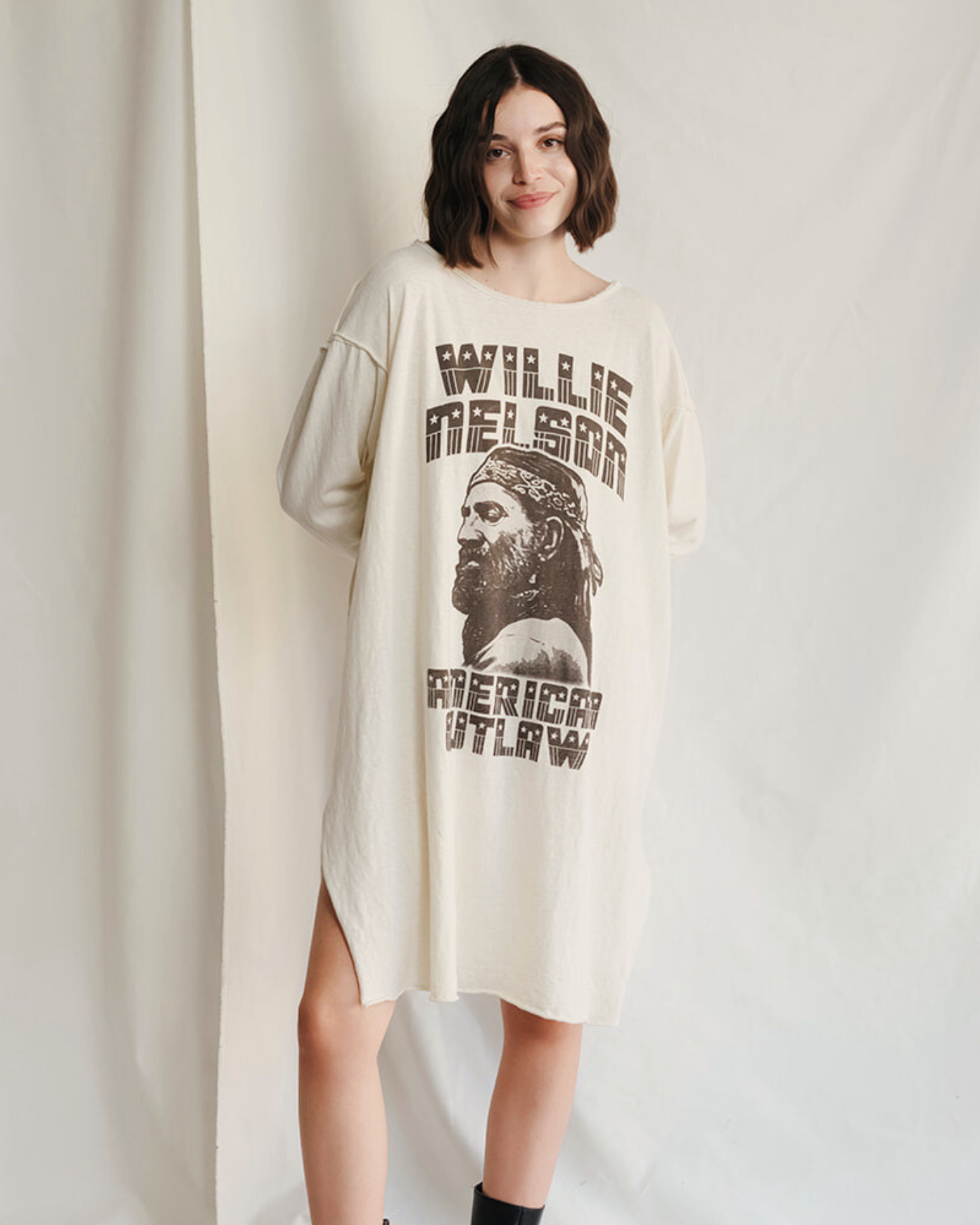 WILLIE NELSON - AMERICAN OUTLAW DRESS