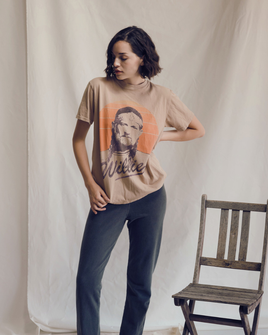 WILLIE NELSON - LEGEND T-SHIRT